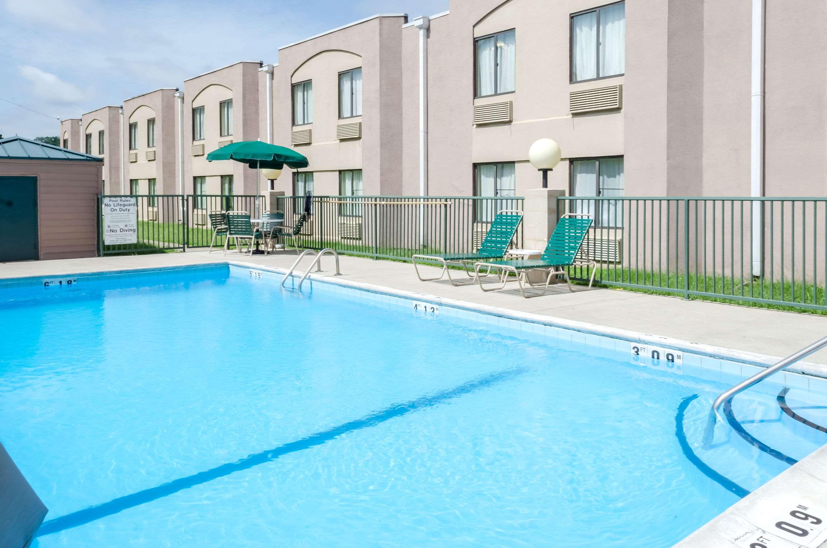 Quality Inn — photo 4