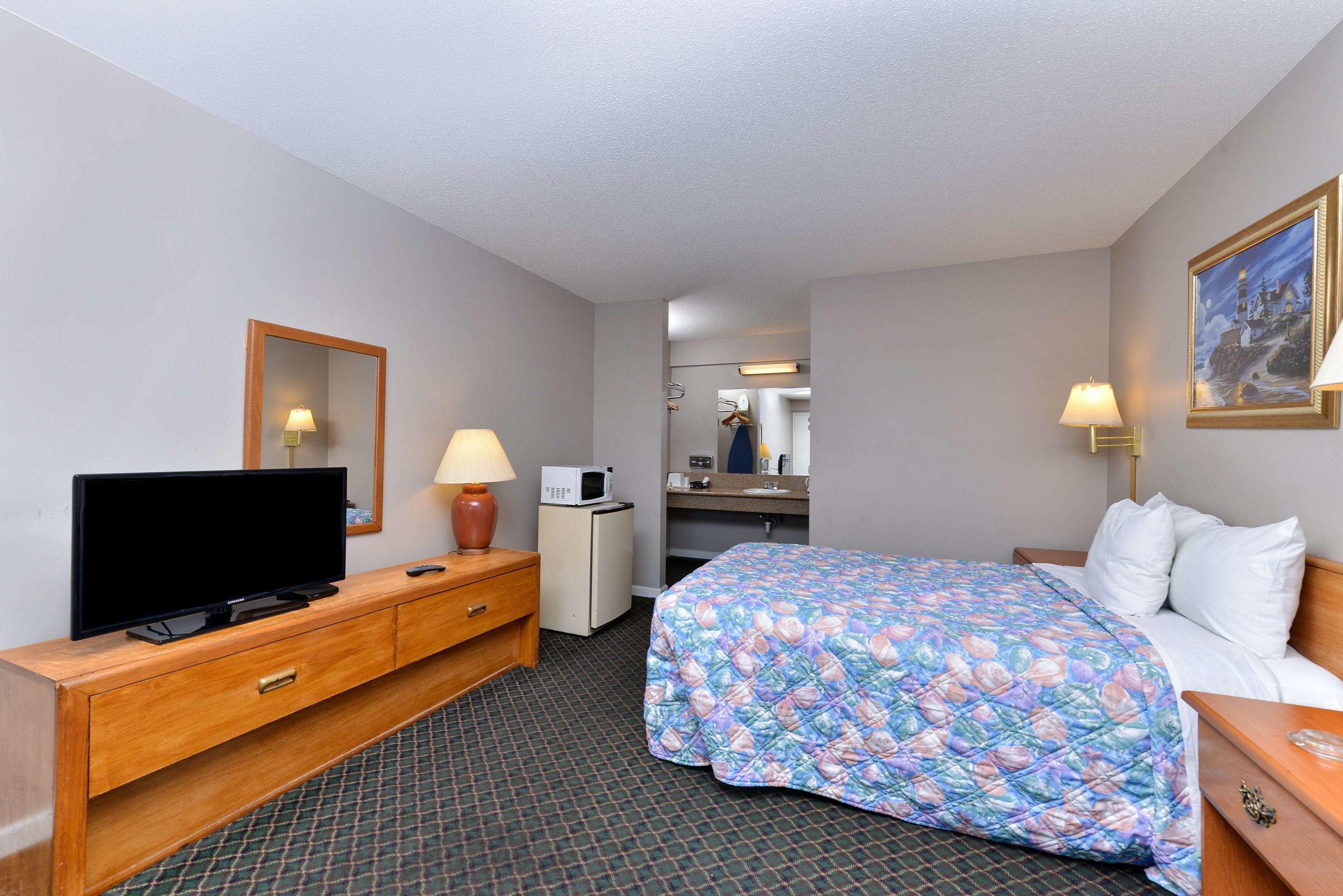 Americas Best Value Inn Augusta S — photo 5