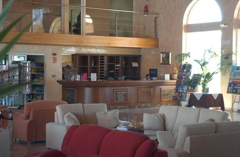 Aparthotel ILUNION Tartessus Sancti Petri — photo 4