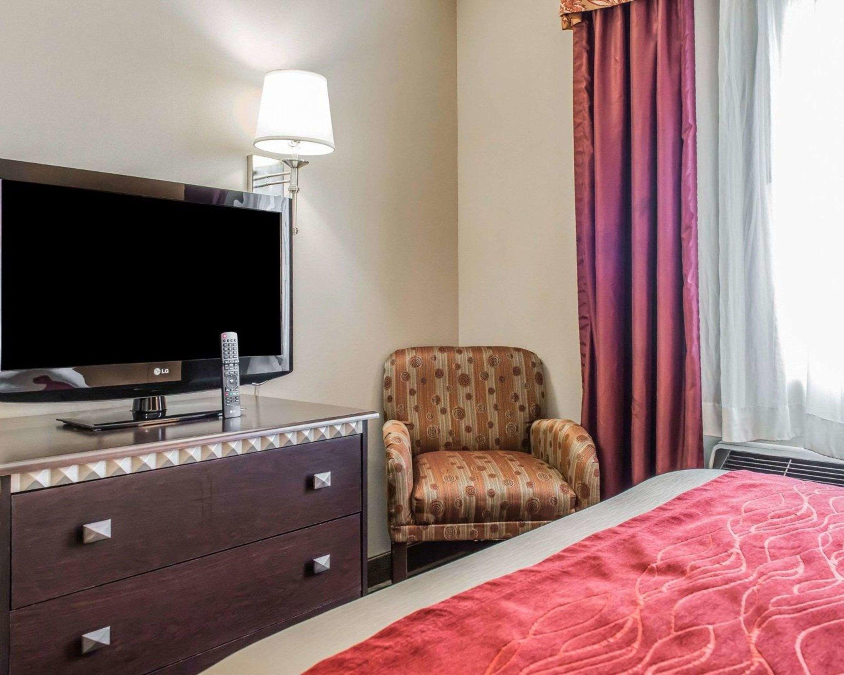 Comfort Inn West Mifflin — photo 4