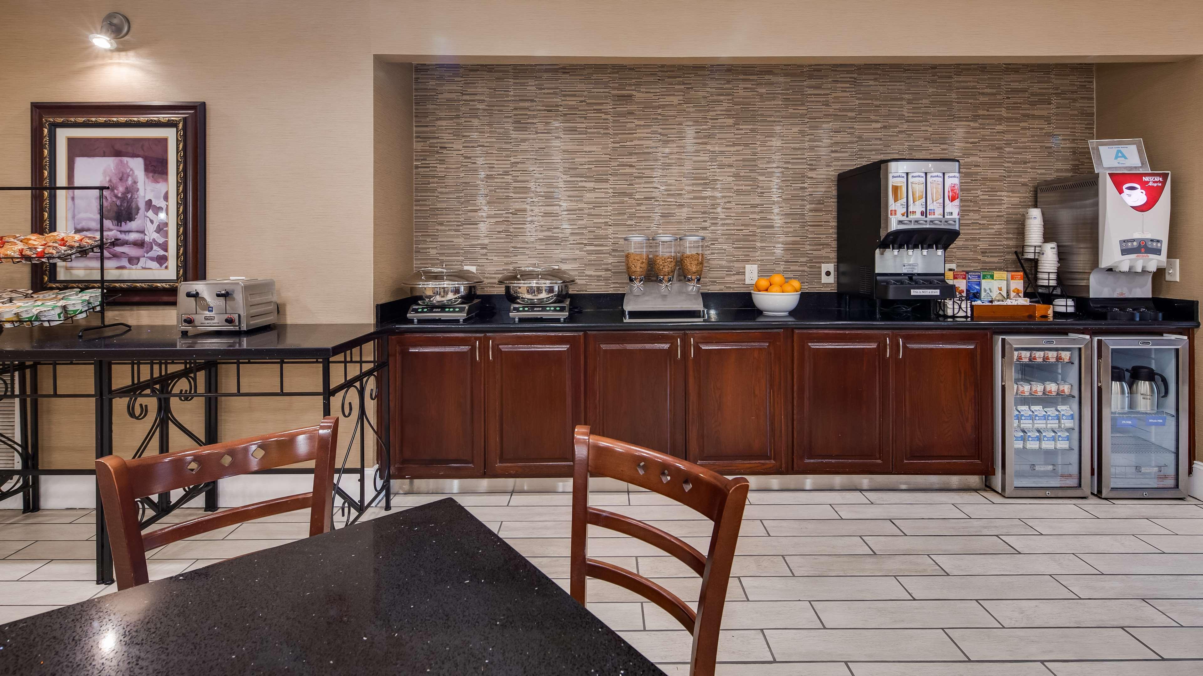 Best Western Plus Greenville South — photo 4