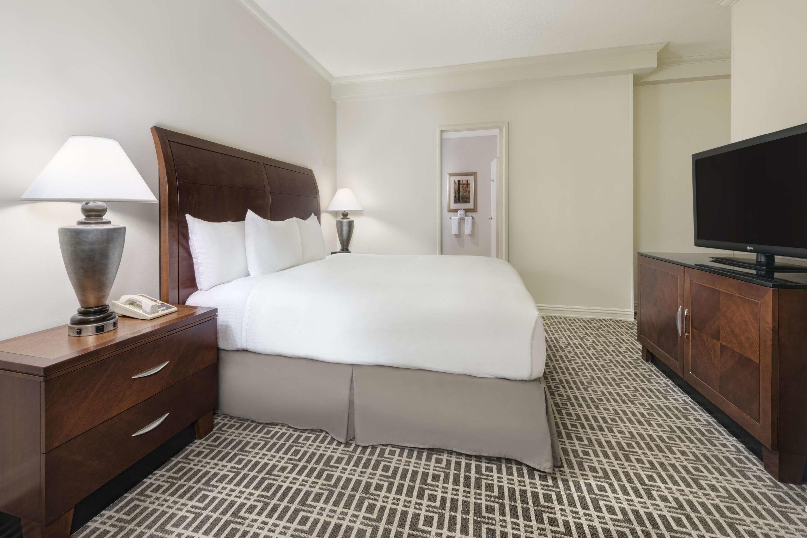 Hilton Houston Post Oak by the Galleria — photo 4