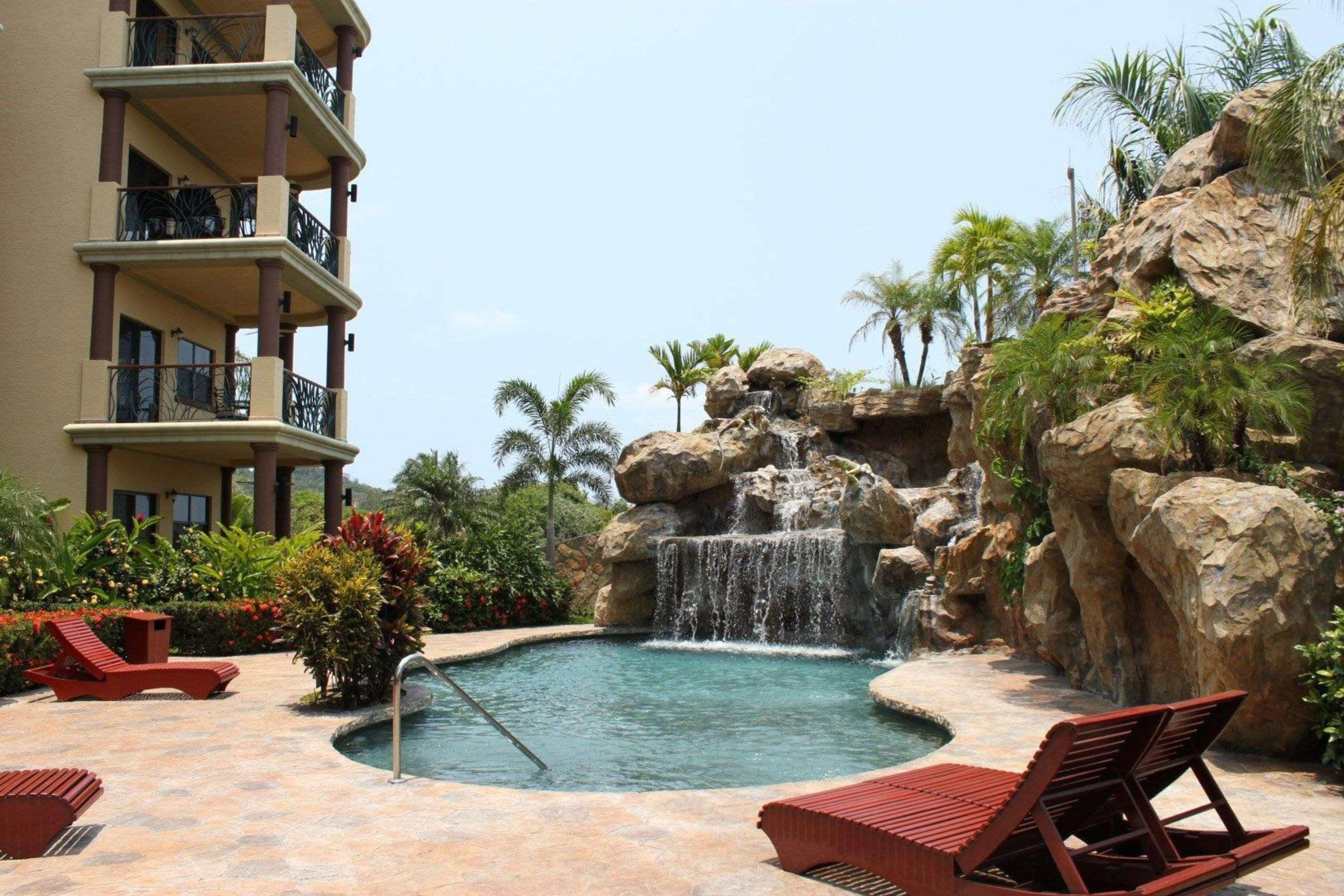 Clarion Suites Roatan at Pineapple Villas — photo 5