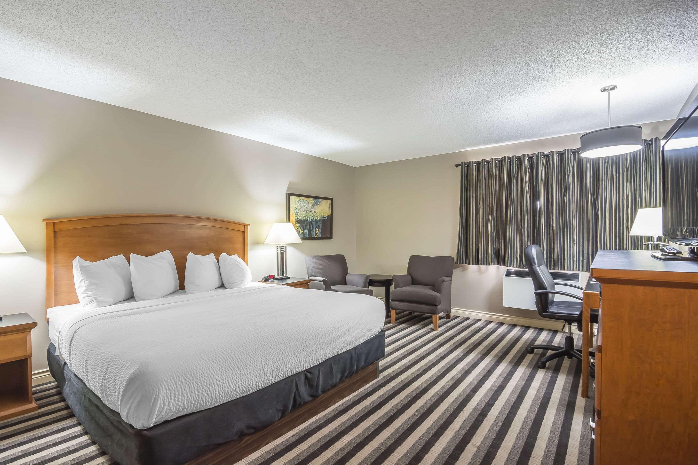 Quality Inn West Edmonton — photo 5