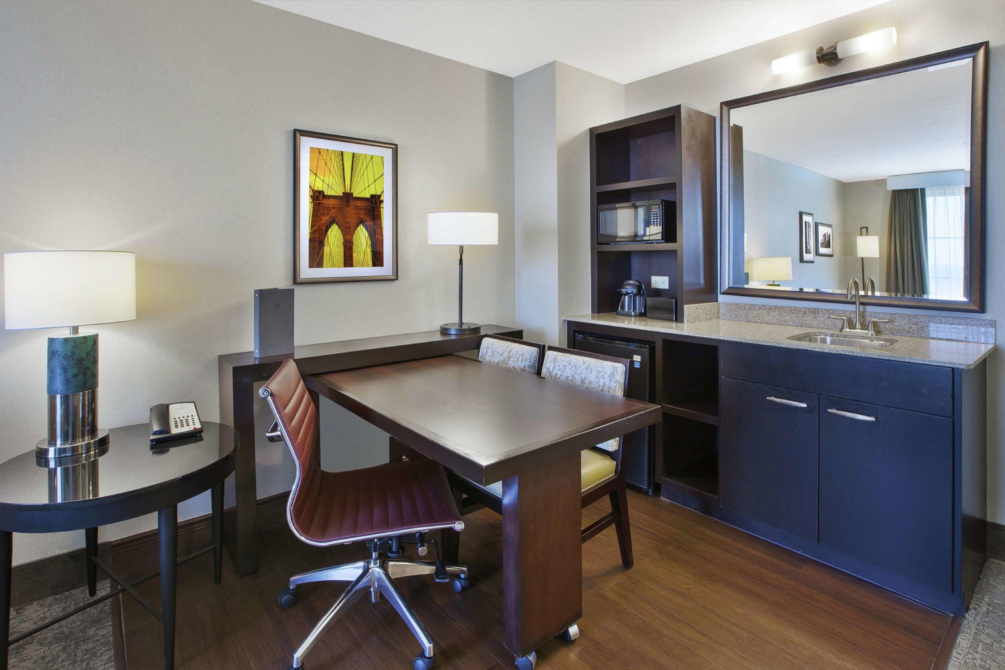 Embassy Suites Columbus - Airport — photo 4