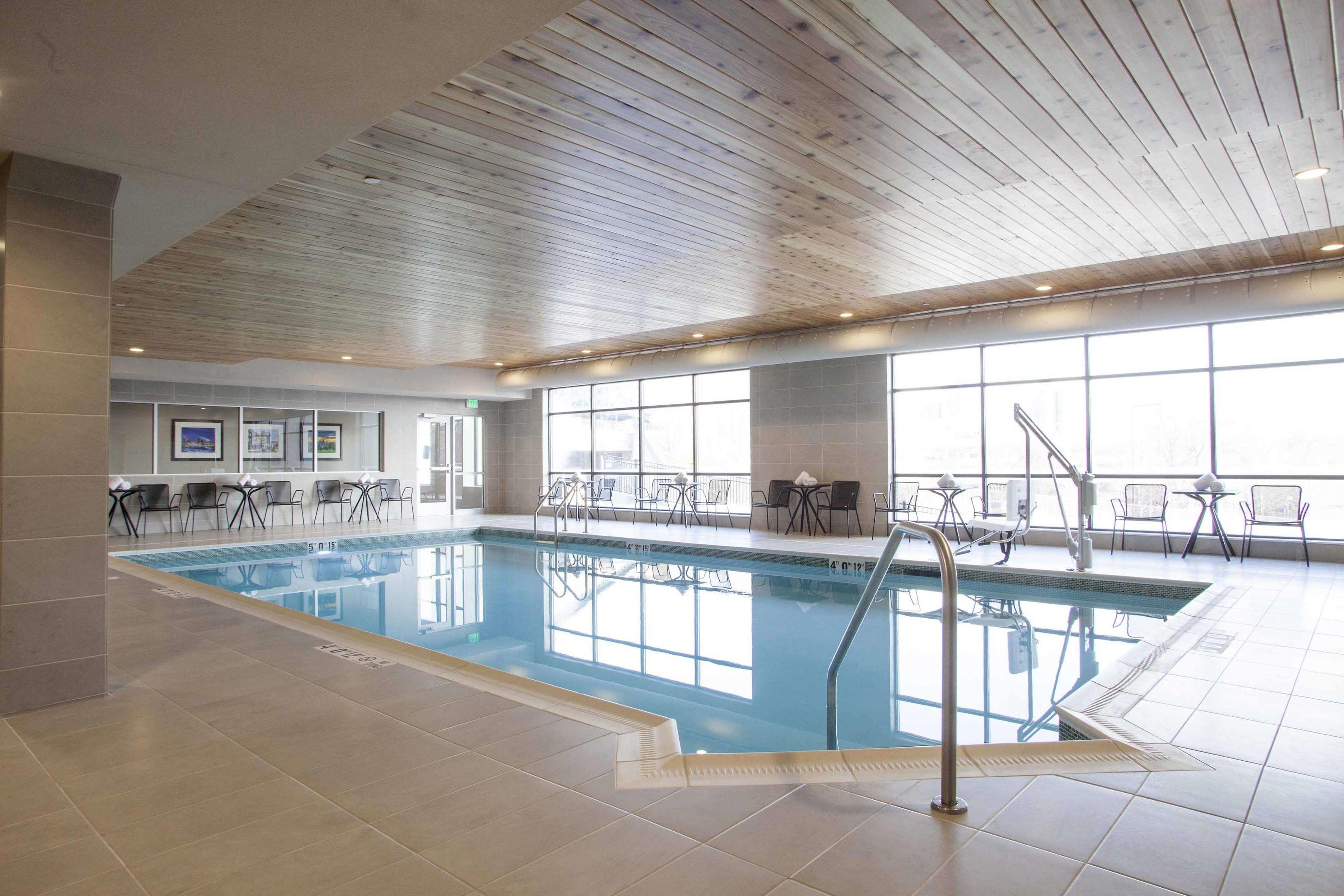 Hampton Inn & Suites Downtown St. Paul — photo 4