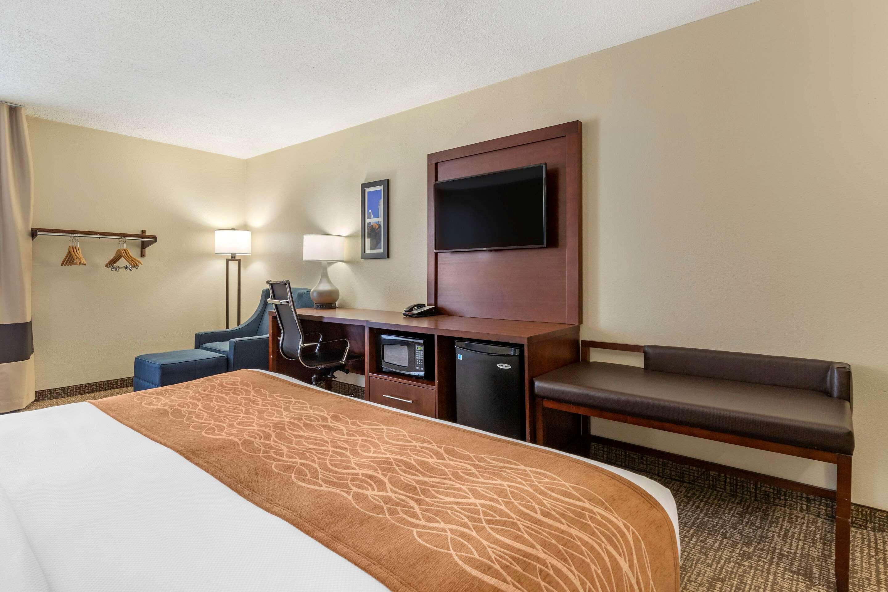 Comfort Inn Executive Park — photo 5
