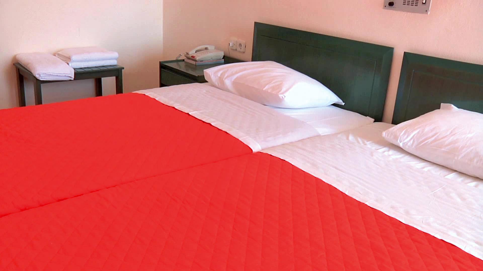 Evelyn Beach Hotel — photo 3