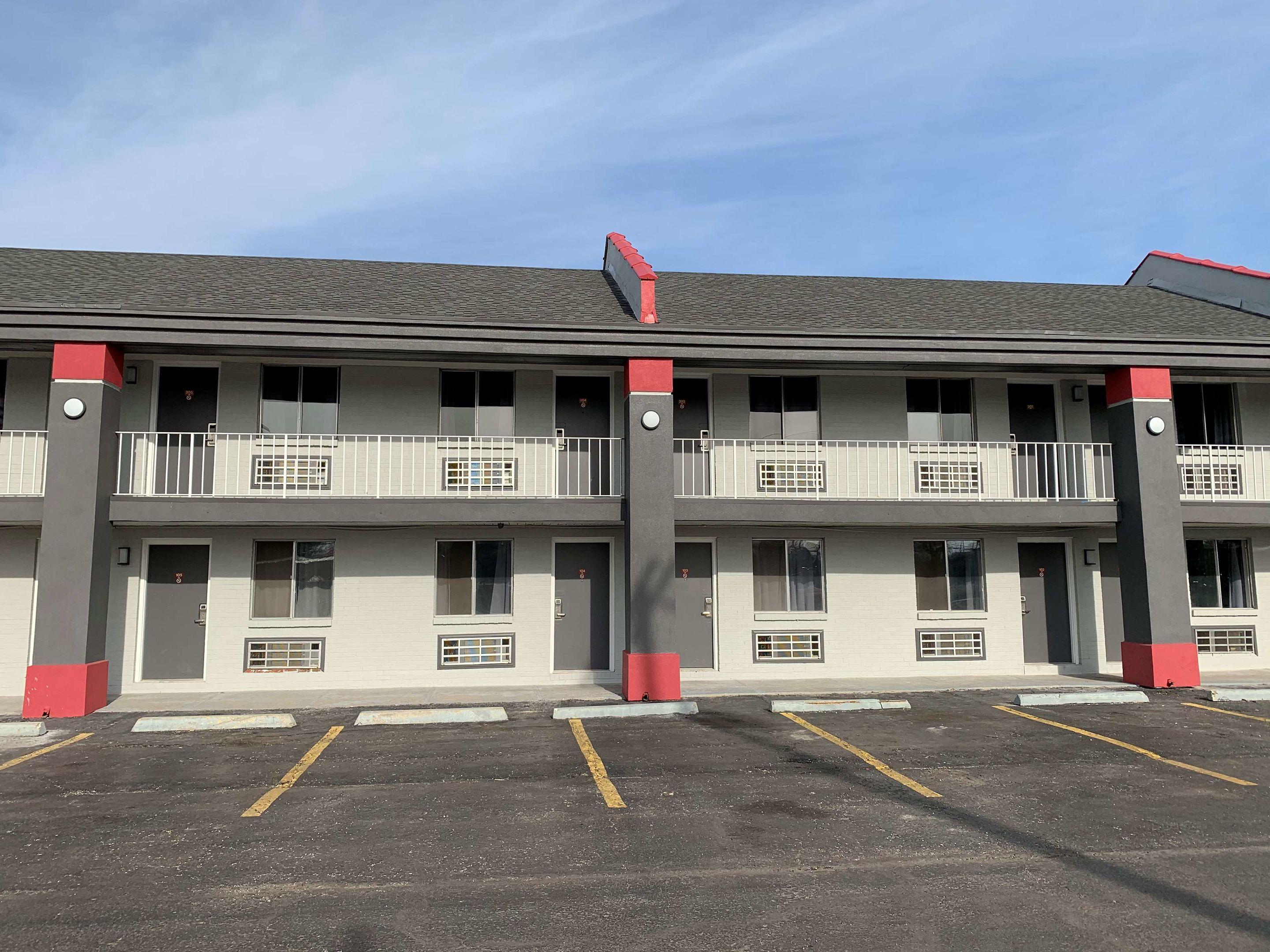 SureStay Hotel By Best Western Olathe — photo 3