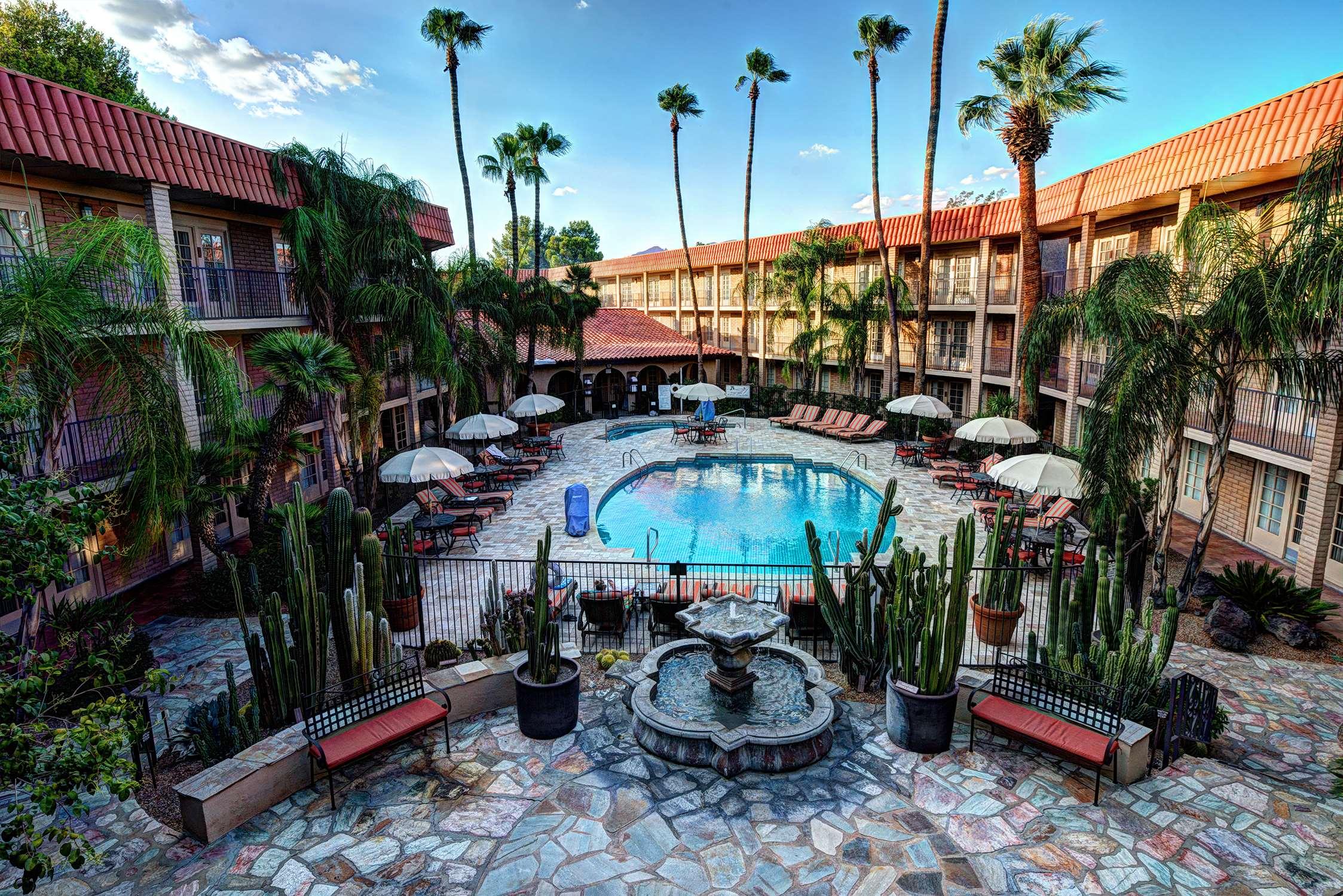 DoubleTree Suites by Hilton Tucson - Williams Center — photo 4