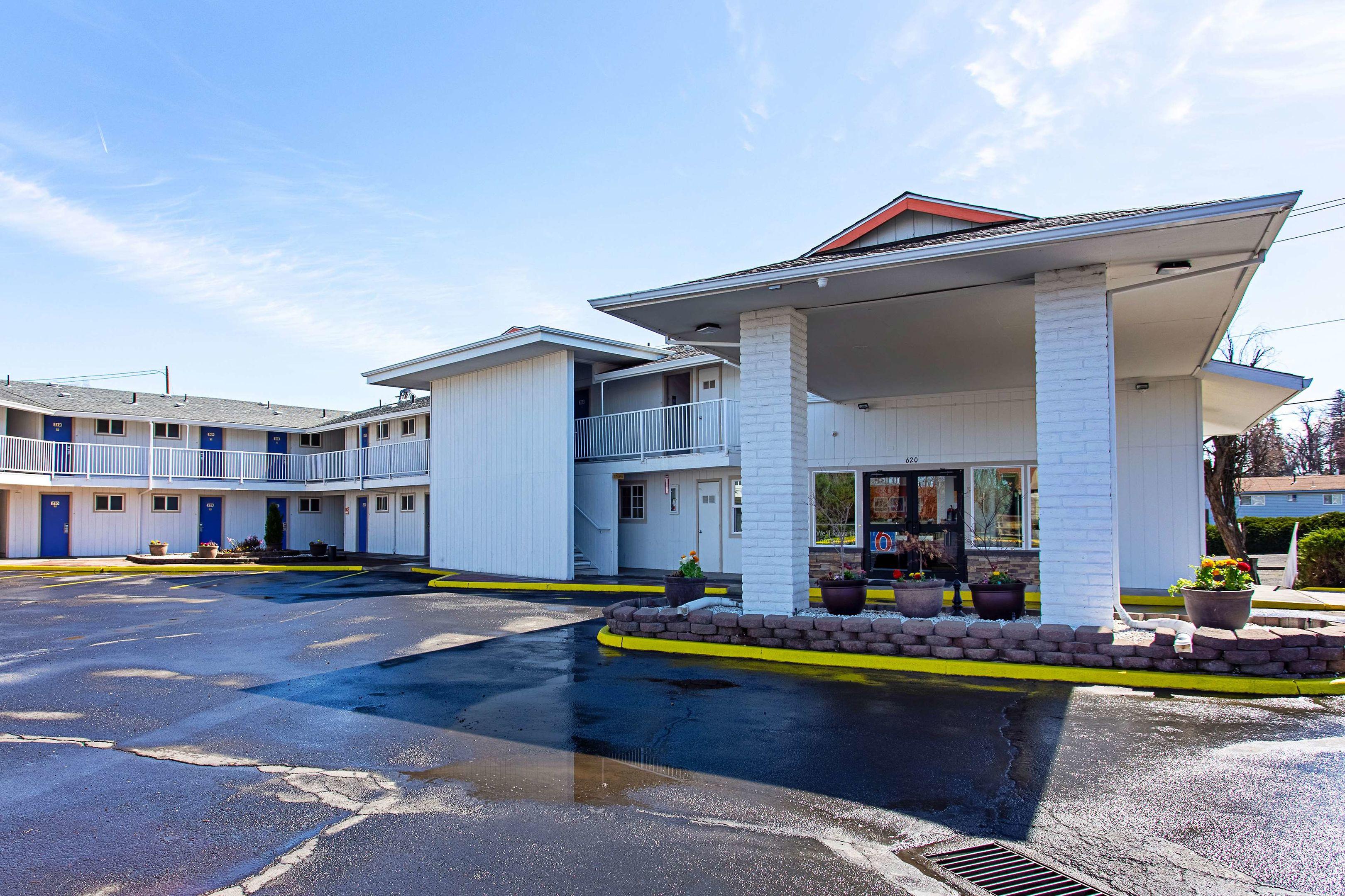 Motel 6 Pendleton Oregon West — photo 3
