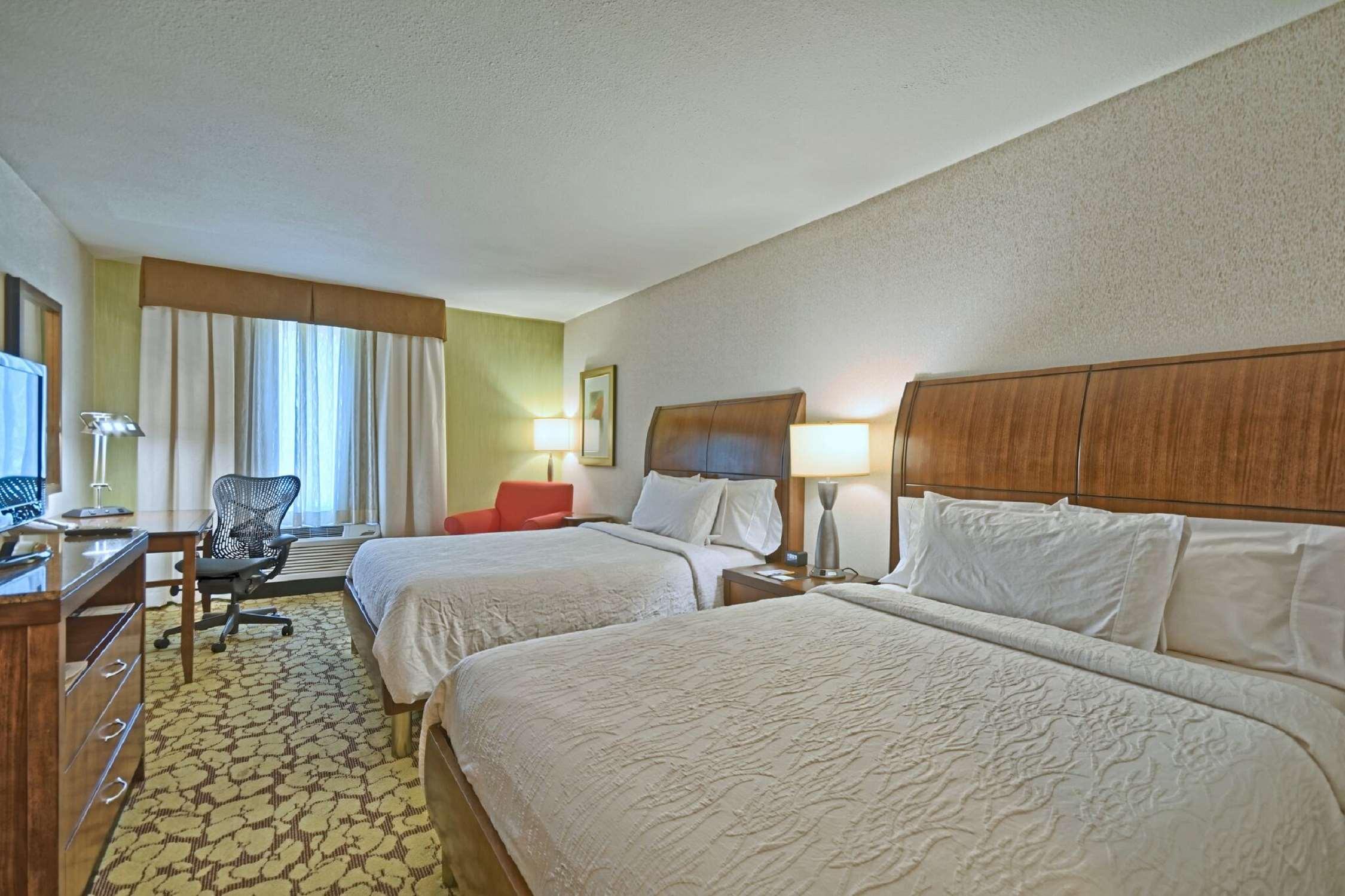 Hilton Garden Inn Mount Laurel — photo 4