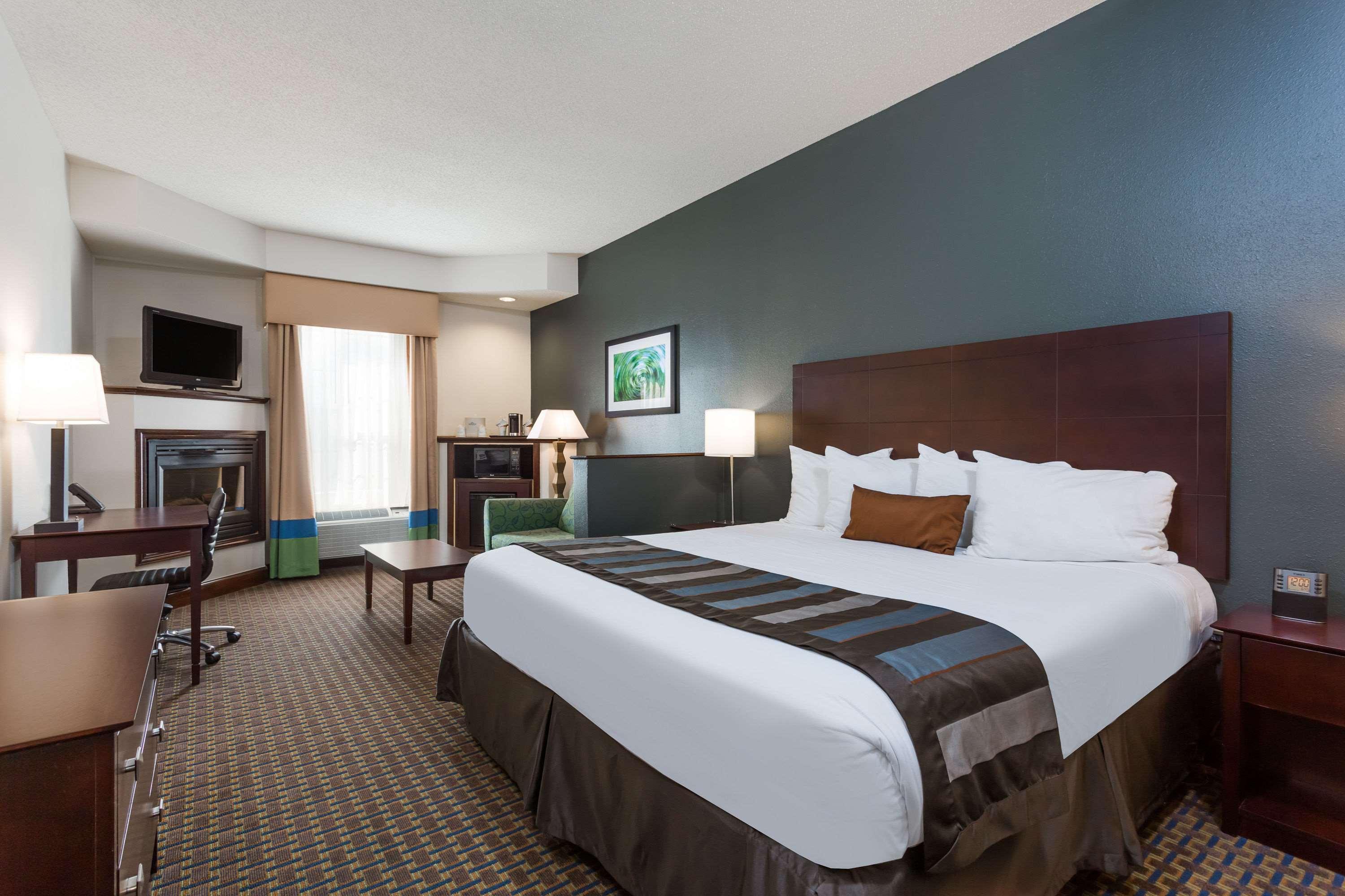 Wingate by Wyndham High Point — photo 4