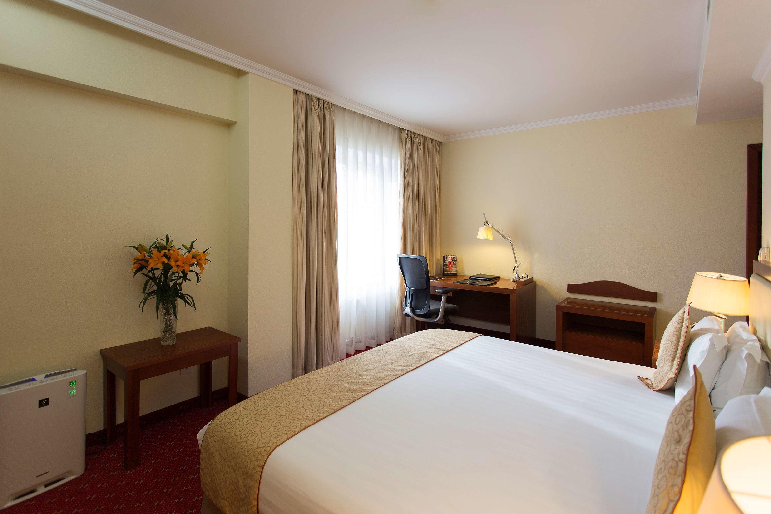 Kempinski Hotel Khan Palace — photo 3