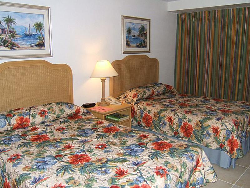 Castaways Resort & Suites — photo 4