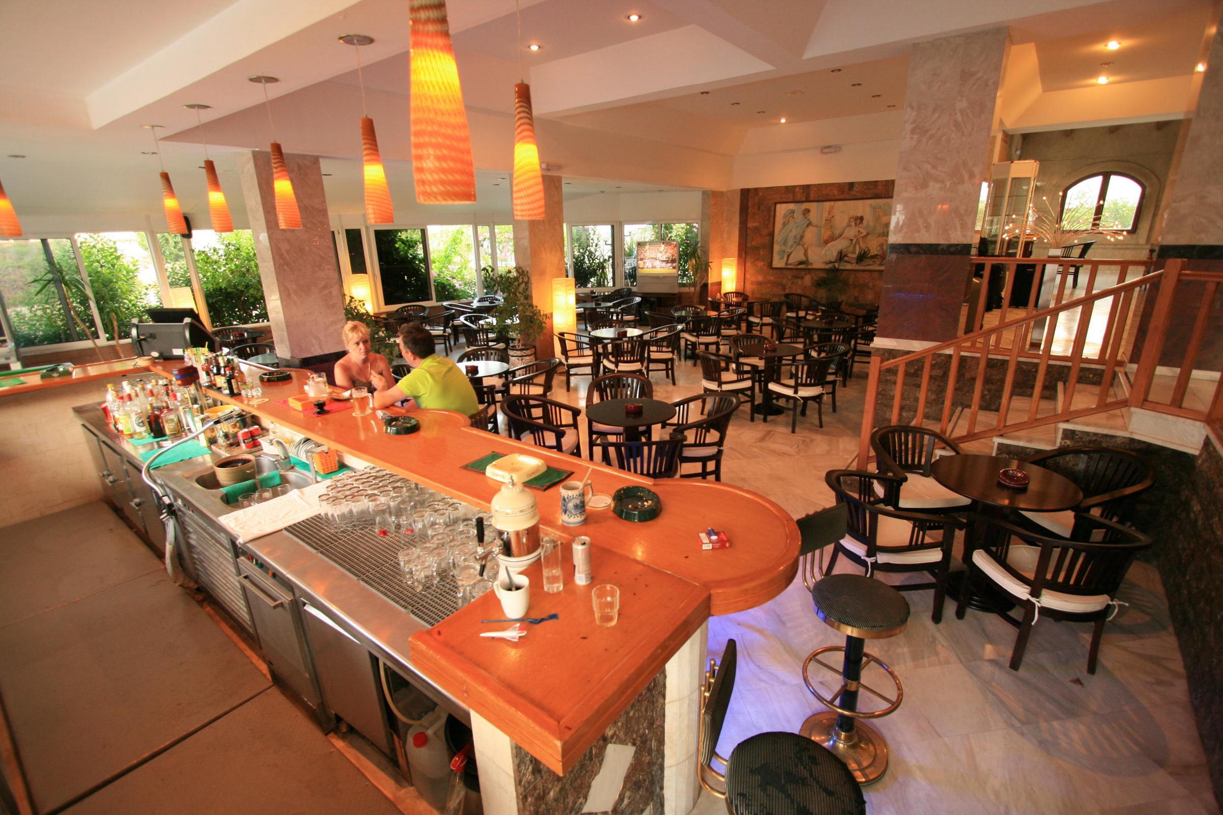 Kassandra Family ApartHotel — photo 4