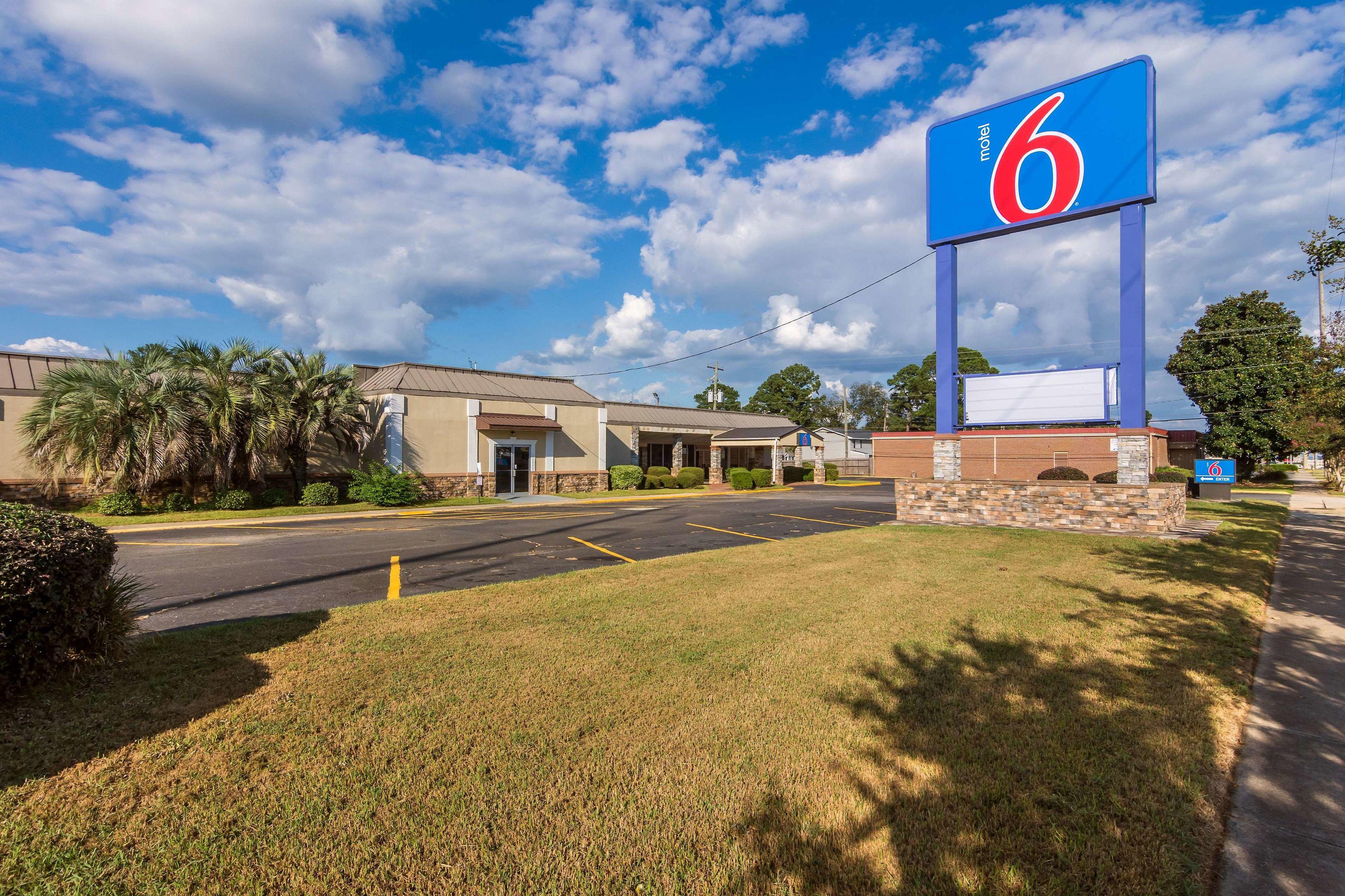 Motel 6 Warner Robins — photo 4