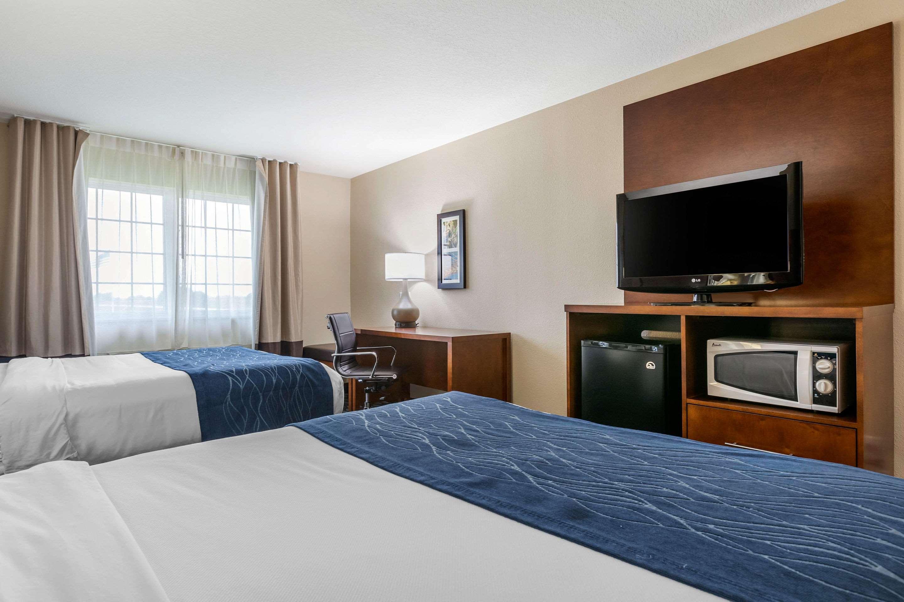 Comfort Inn — photo 4