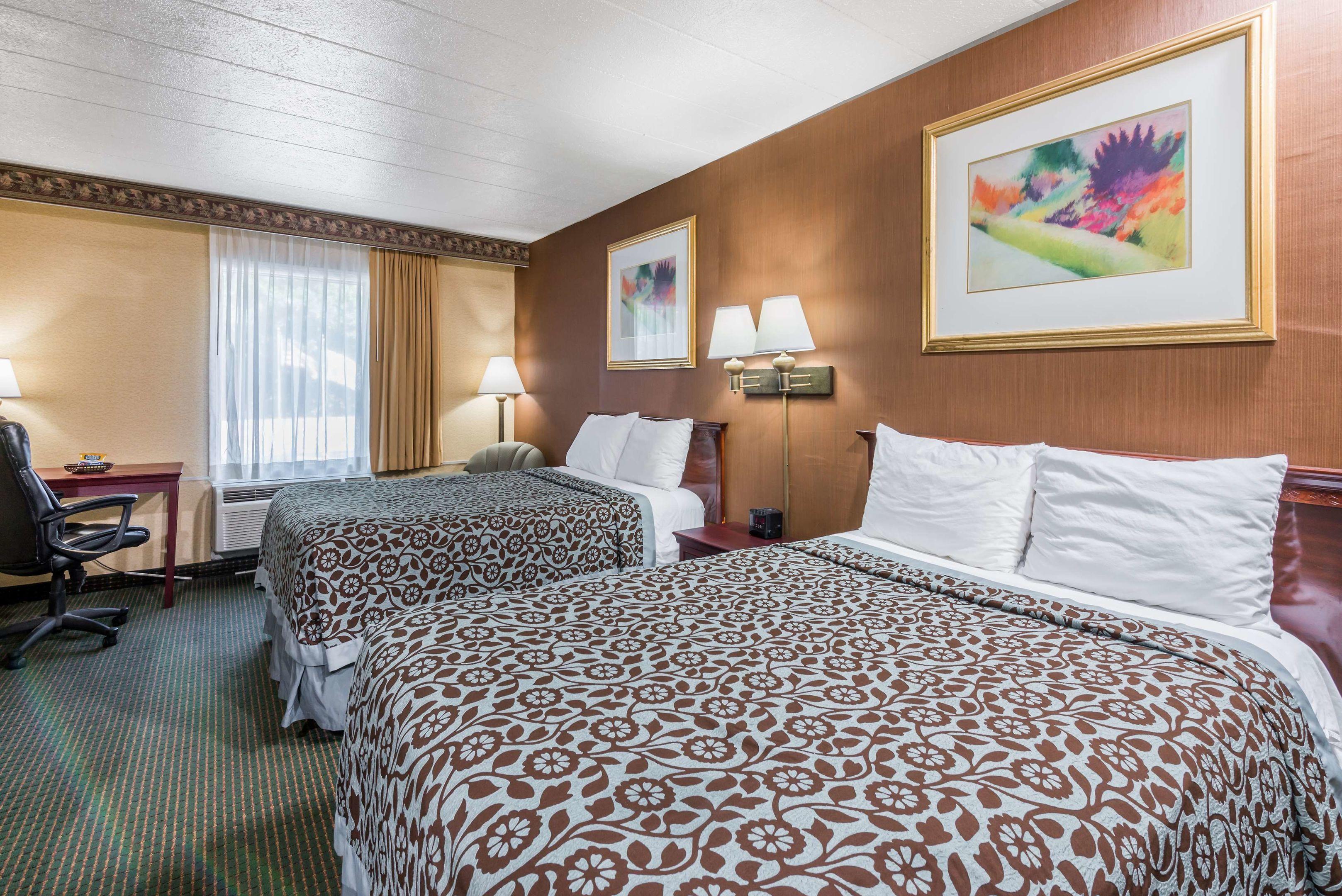 Days Inn by Wyndham Pittsburgh — photo 5