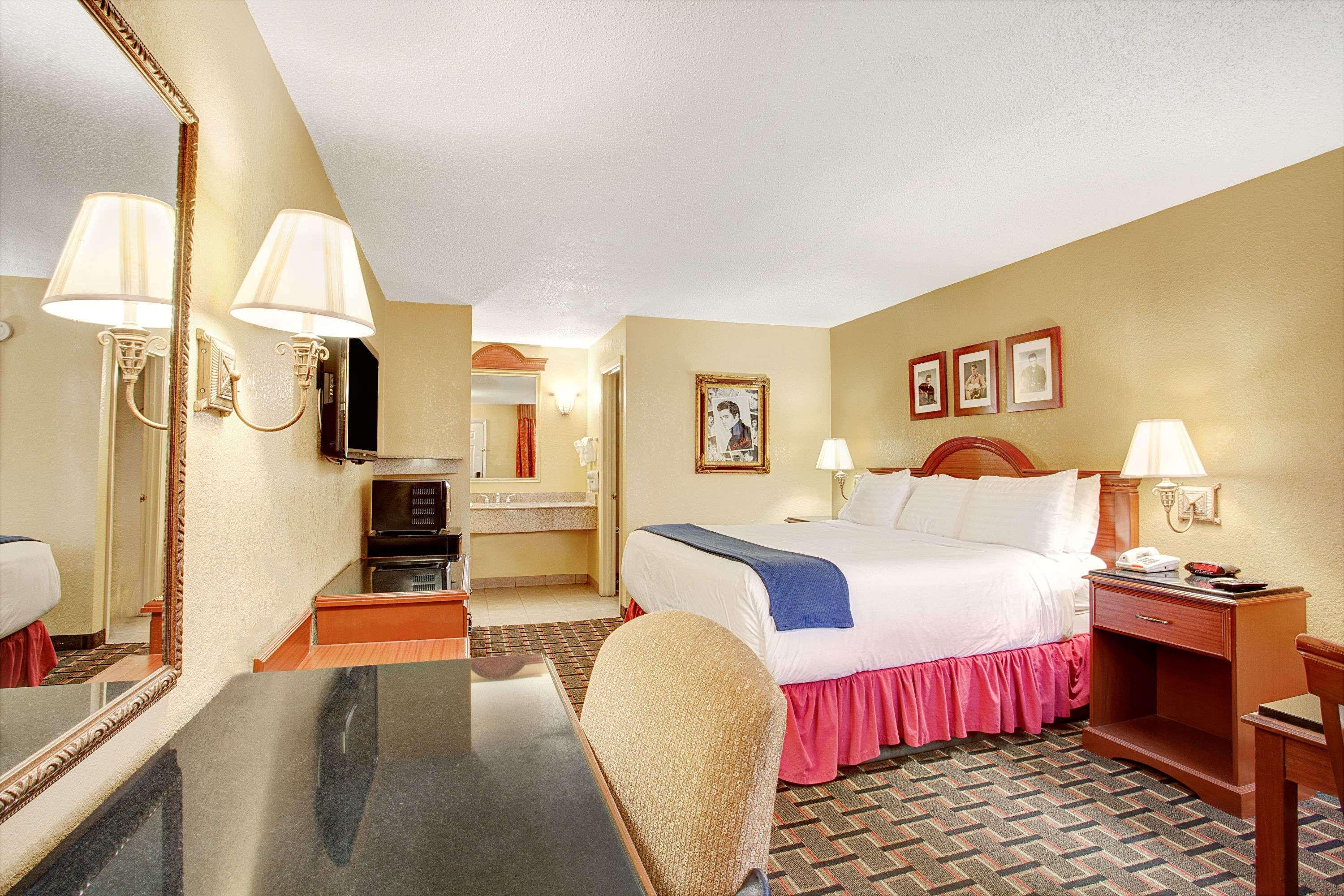 Days Inn by Wyndham Memphis at Graceland — photo 5