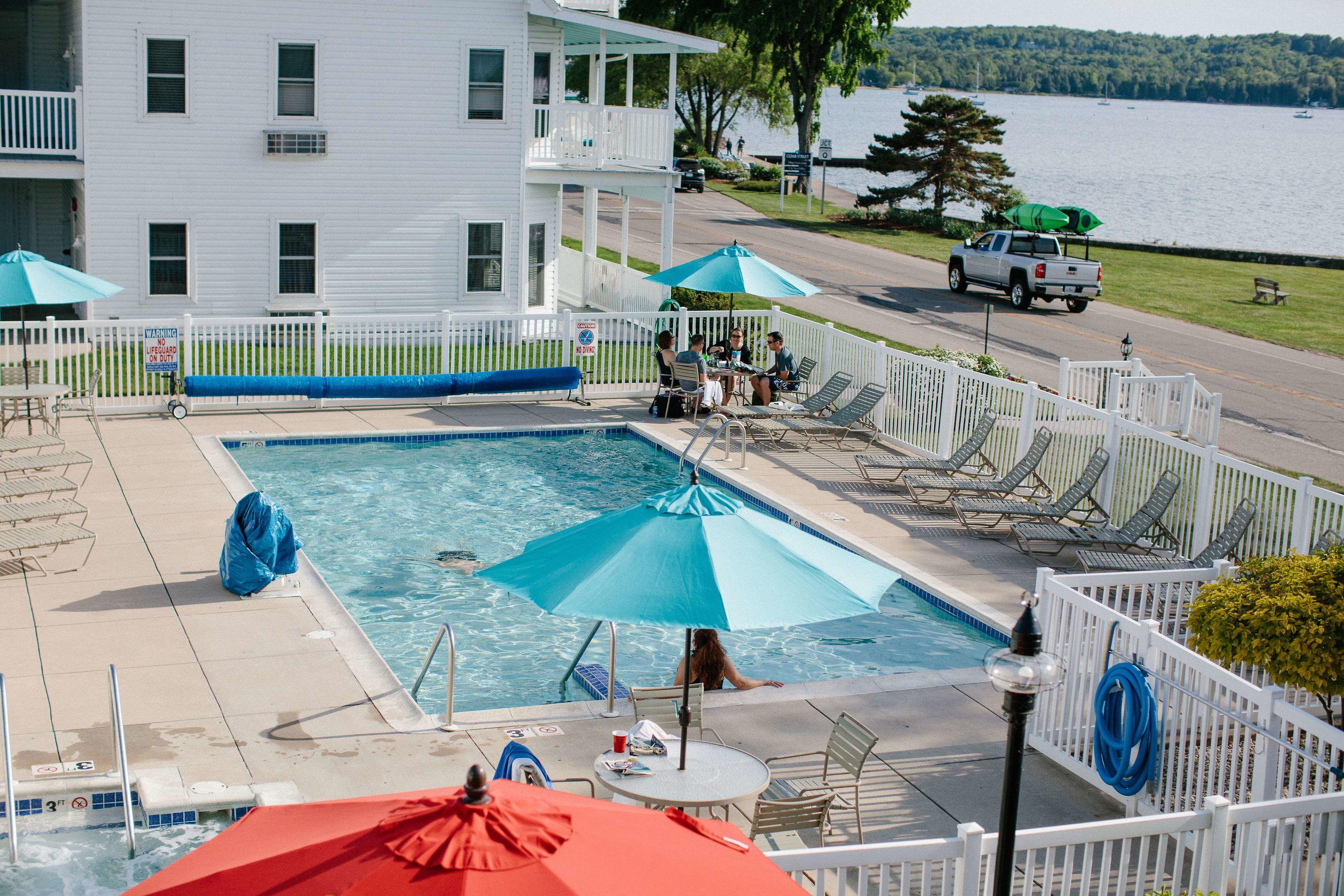Edgewater Resort — photo 5