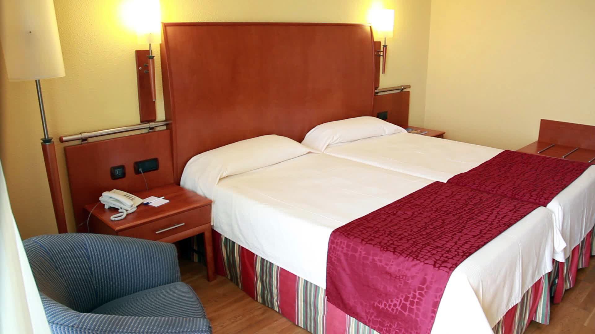 Bull Hotel Reina Isabel & Spa — photo 4
