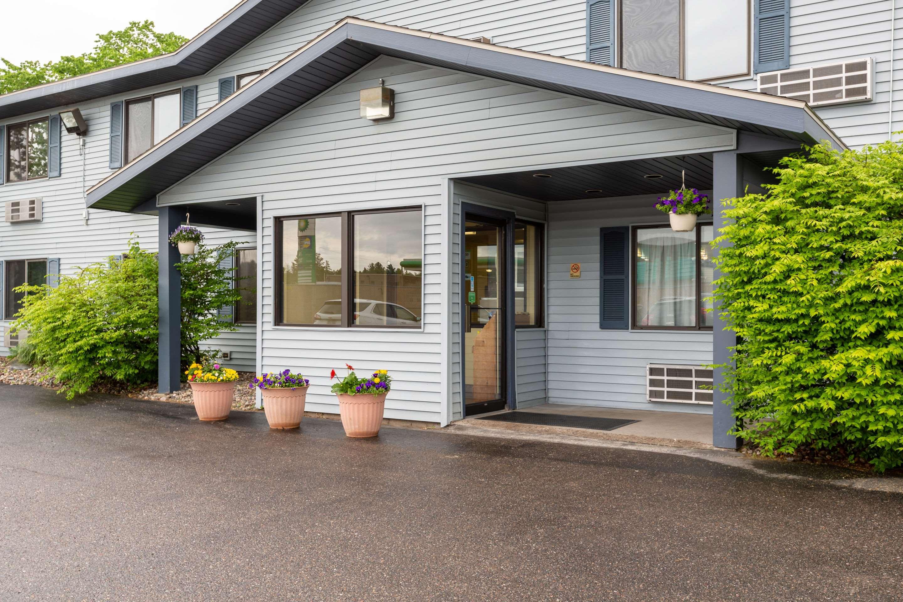 Rodeway Inn — photo 3