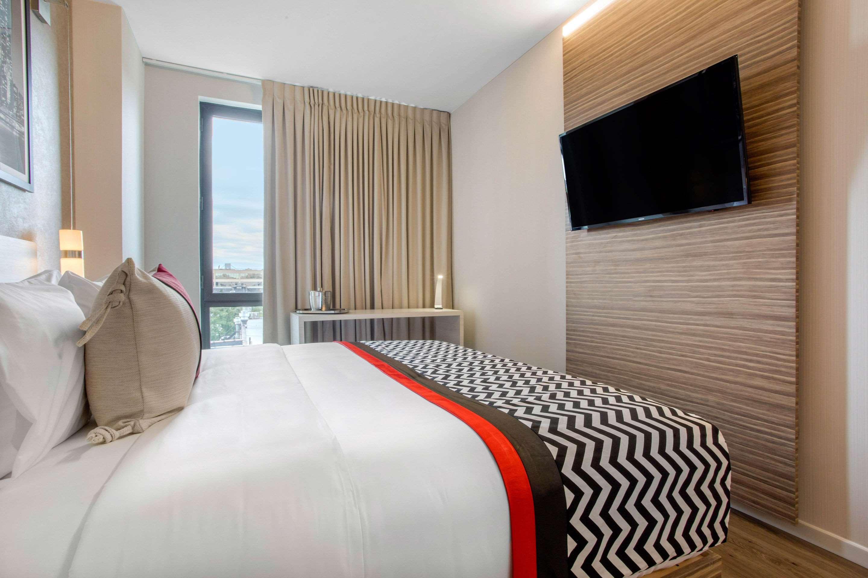 Insignia Hotel, An Ascend Hotel Collection Member — photo 4