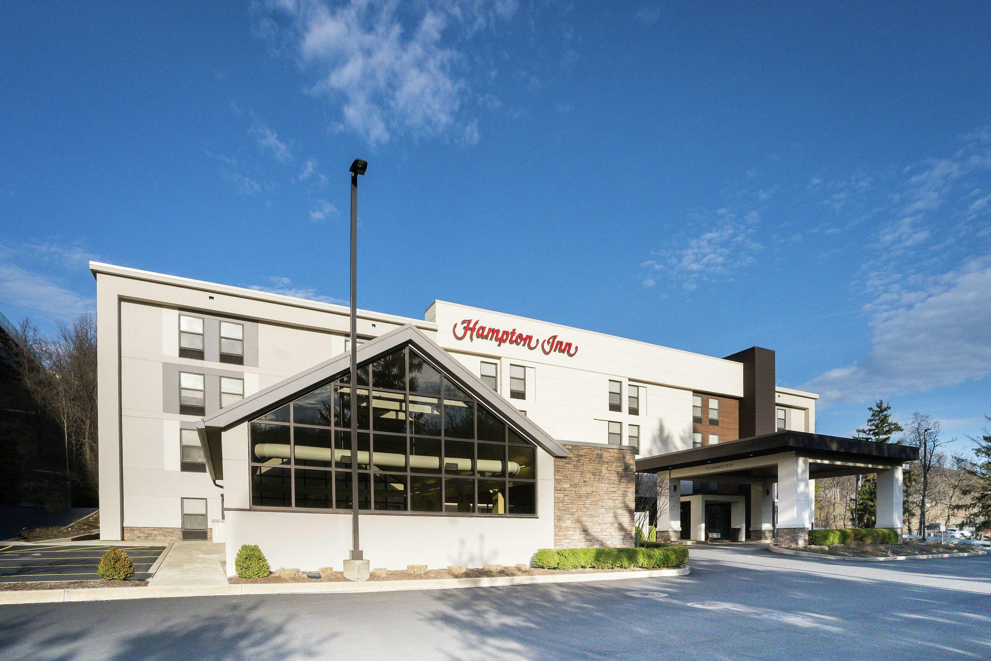 Hampton Inn Clarks Summit — photo 1