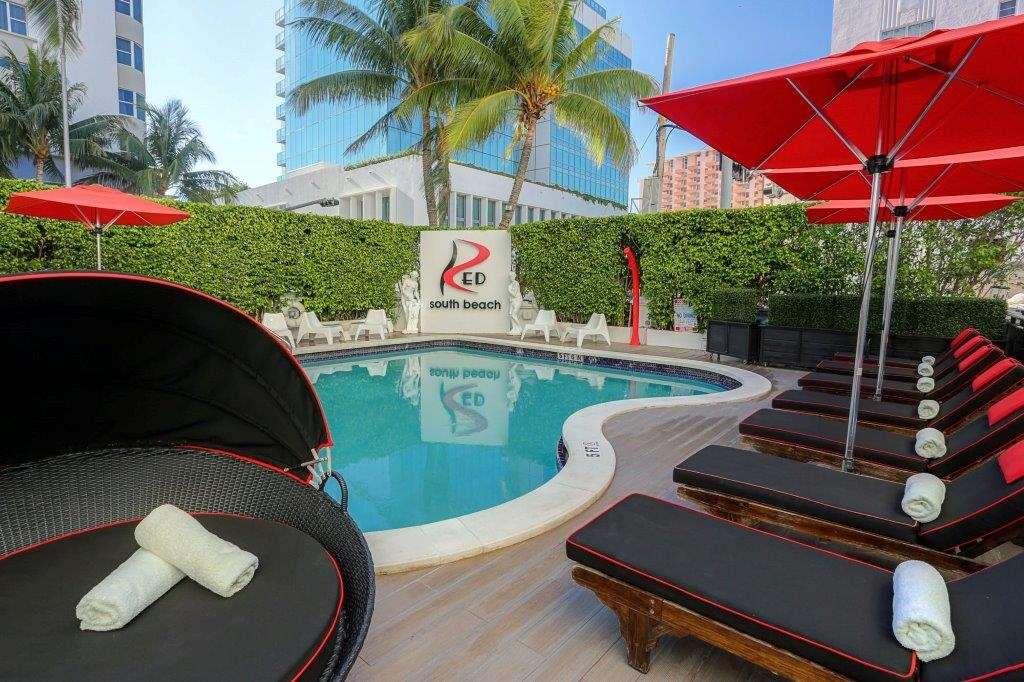 Red South Beach — photo 3