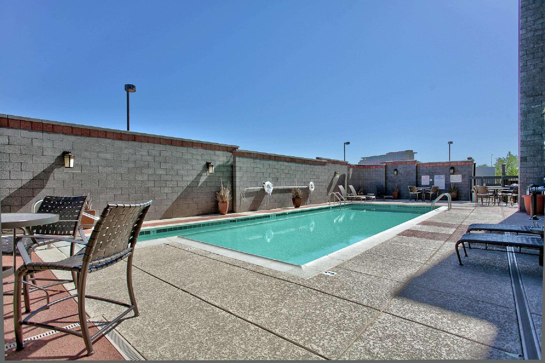 Hampton Inn & Suites Scottsdale Riverwalk — photo 4