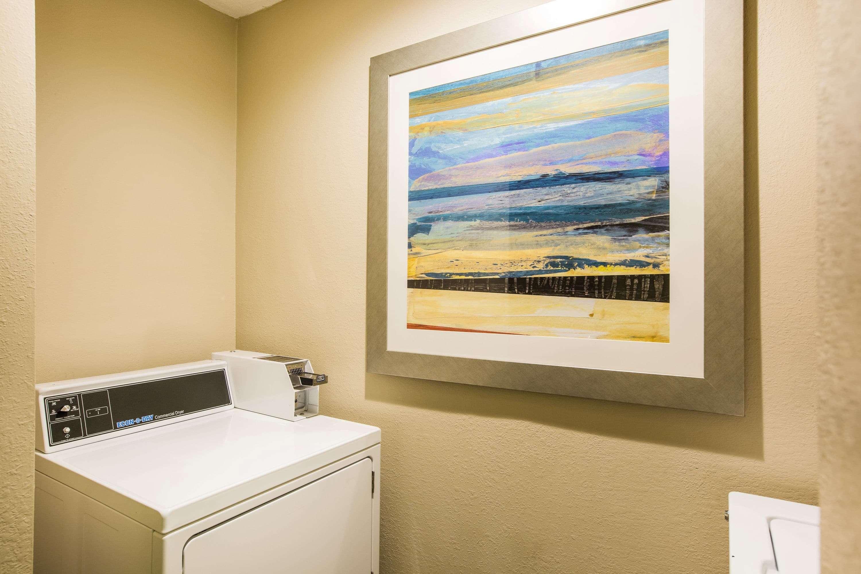 Baymont Inn & Suites Cedar Rapids — photo 5