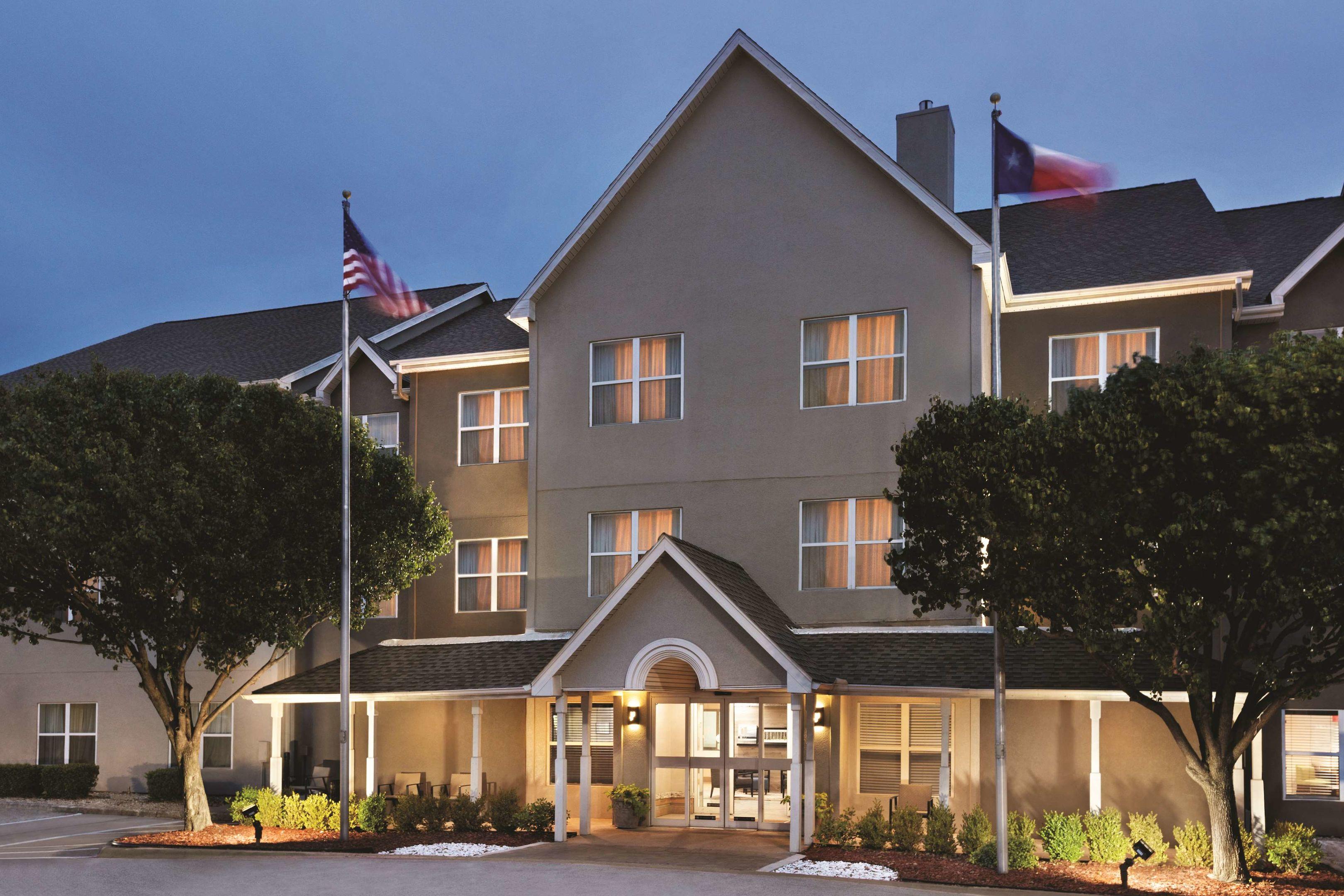 Country Inn & Suites by Radisson, Lewisville, TX — photo 3