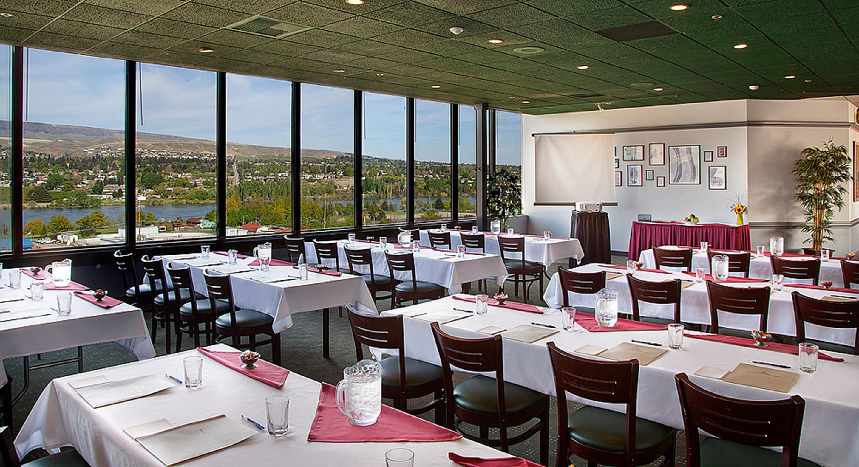 Coast Wenatchee Center Hotel — photo 5