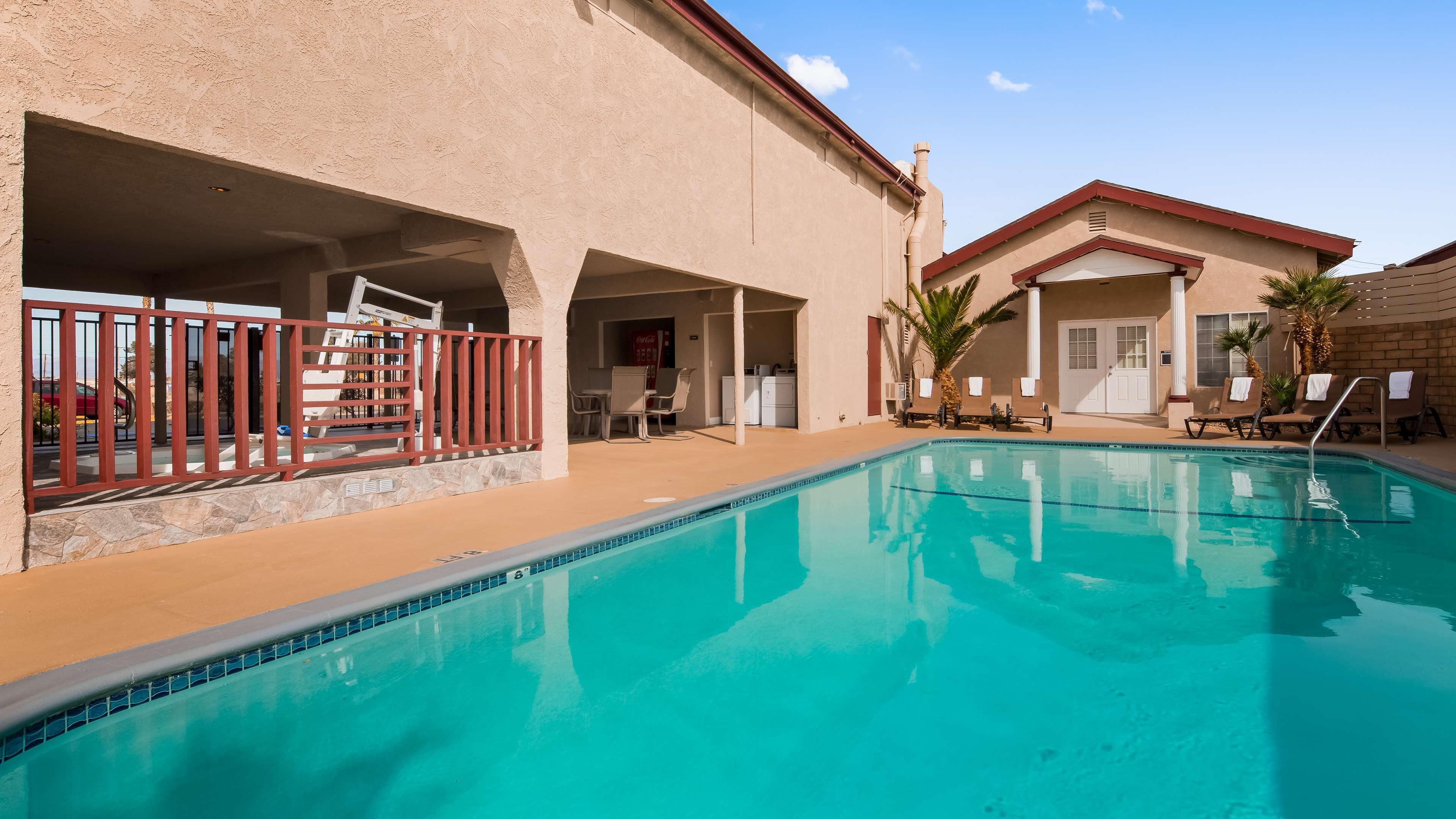 Best Western China Lake Inn — photo 3