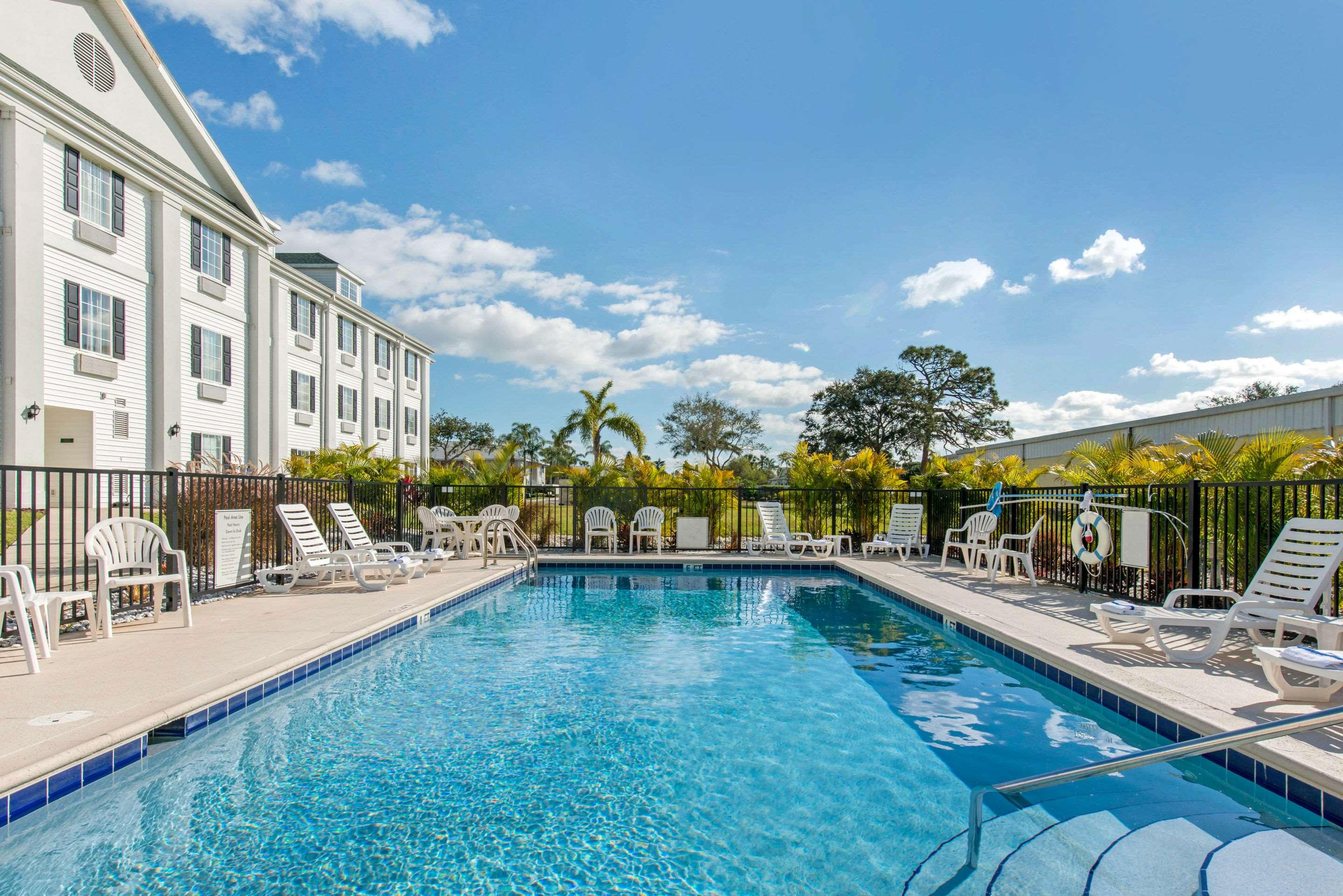 Quality Inn Palm Bay - Melbourne I-95 — photo 3