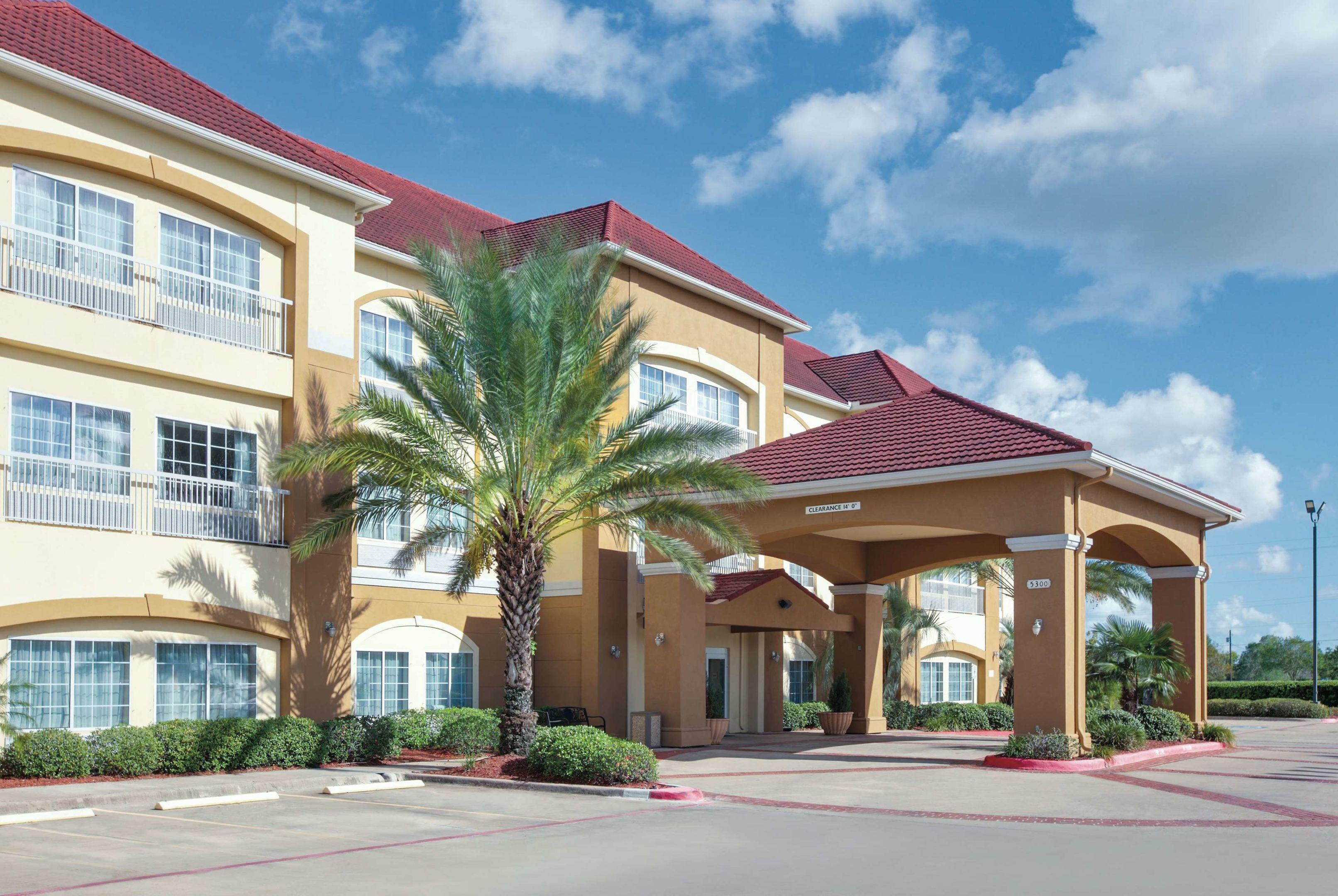 La Quinta Inn & Suites Bay City — photo 3