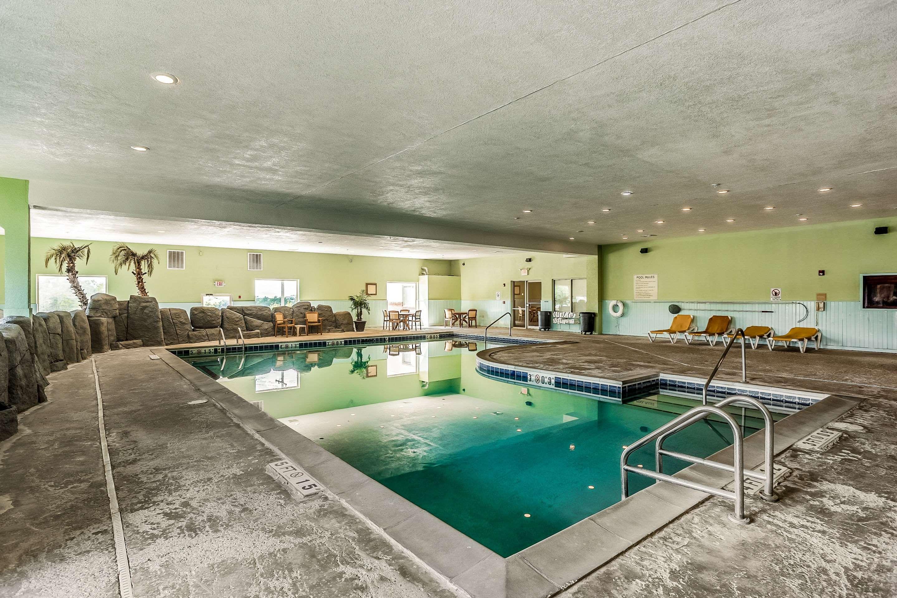 Quality Inn & Suites — photo 4