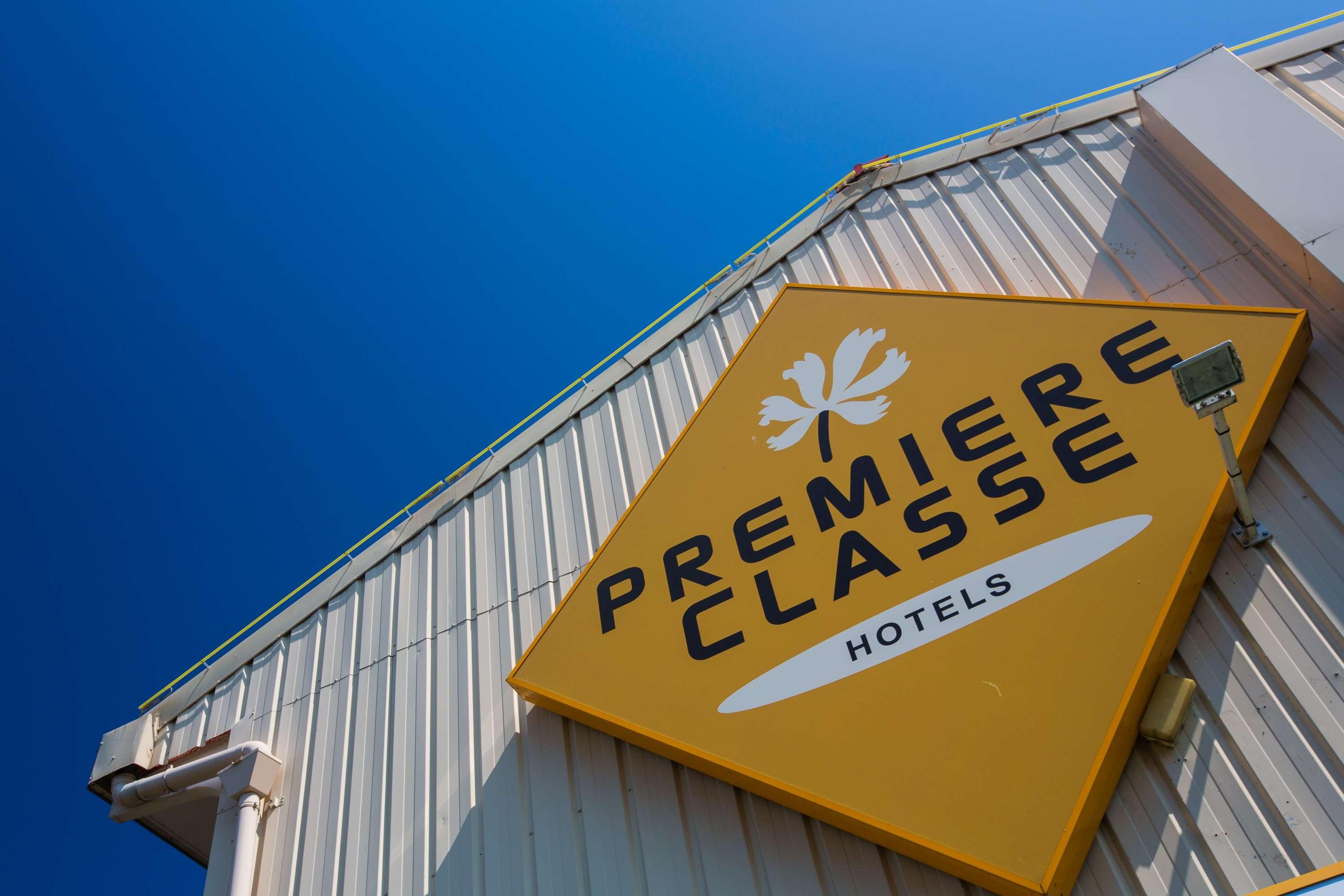 Premiere Classe Clermont Ferrand Nord — photo 4