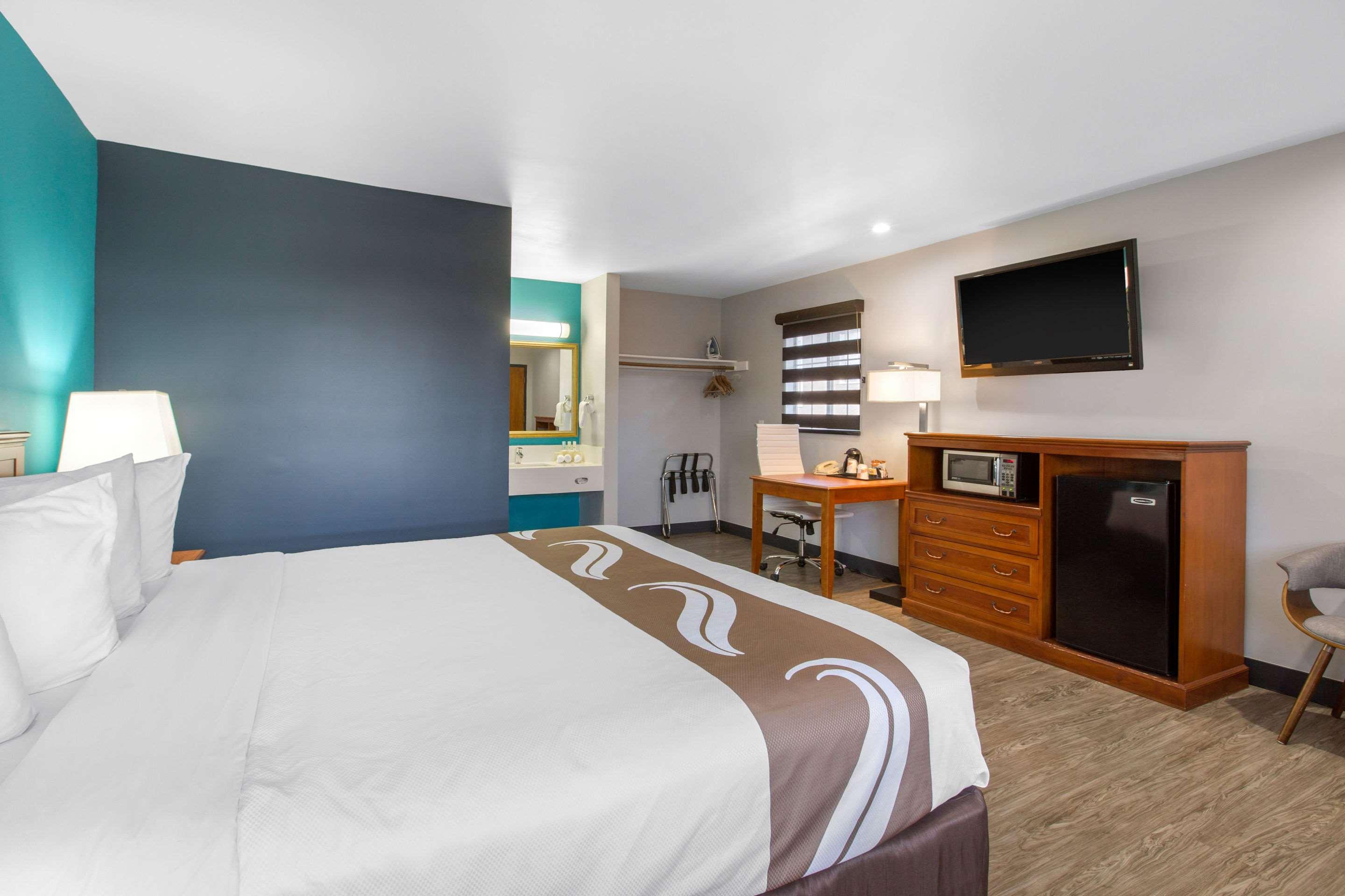 Quality Inn Near Hollywood Walk of Fame — photo 4
