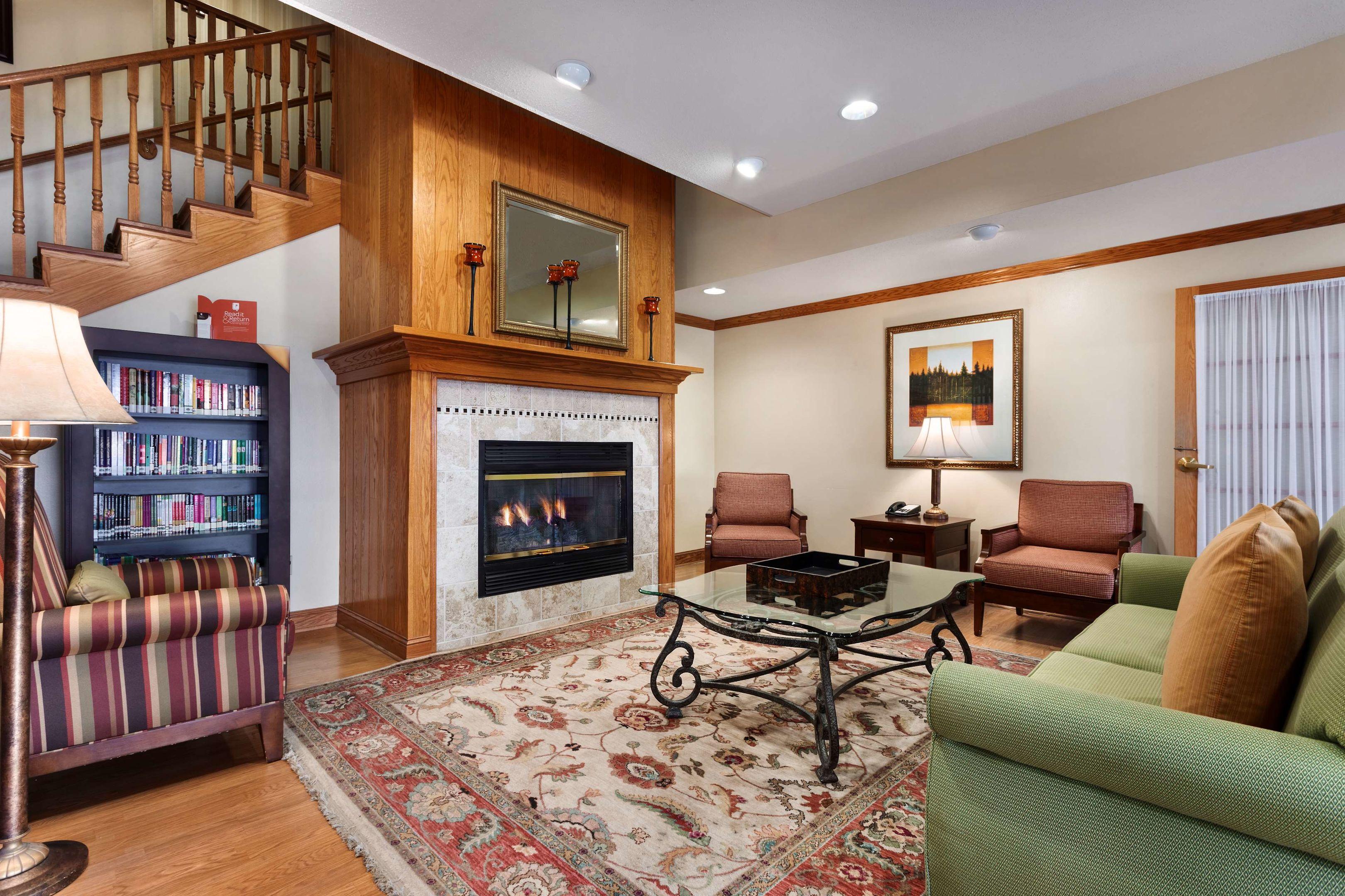 Country Inn & Suites by Radisson, Marion, OH — photo 4