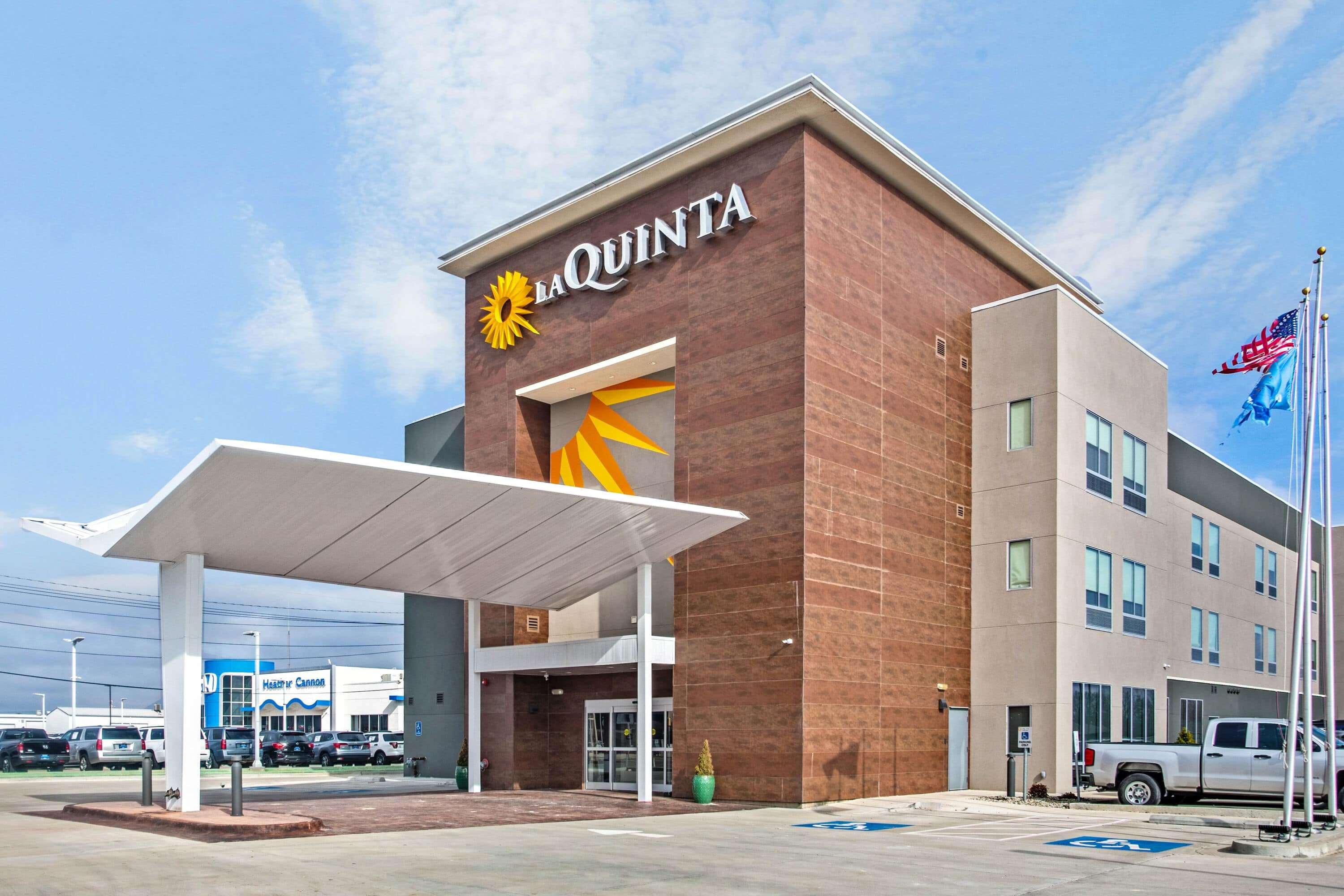 La Quinta Inn & Suites Ponca City — photo 3