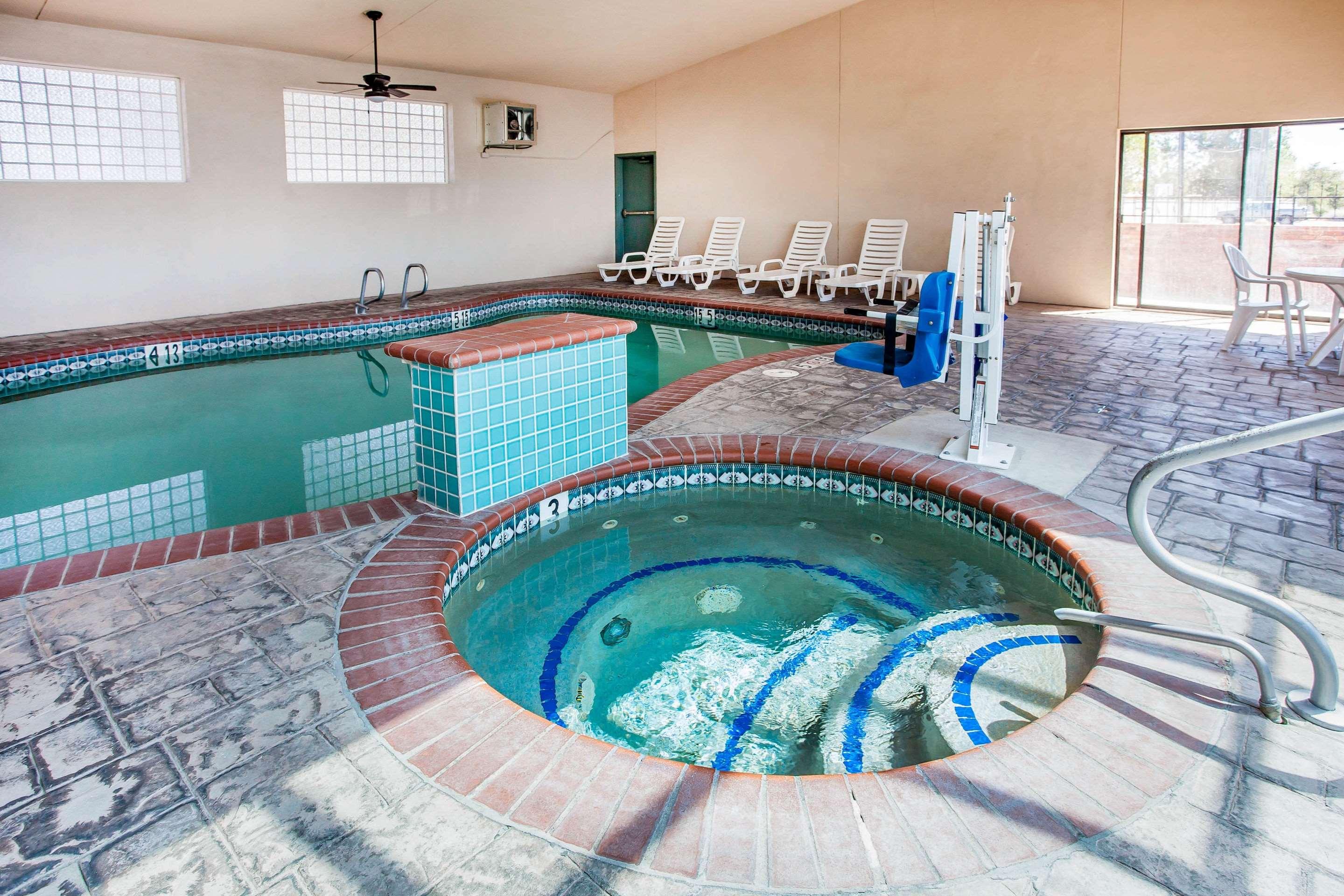 Comfort Inn Near Fallon Naval Air Station — photo 4