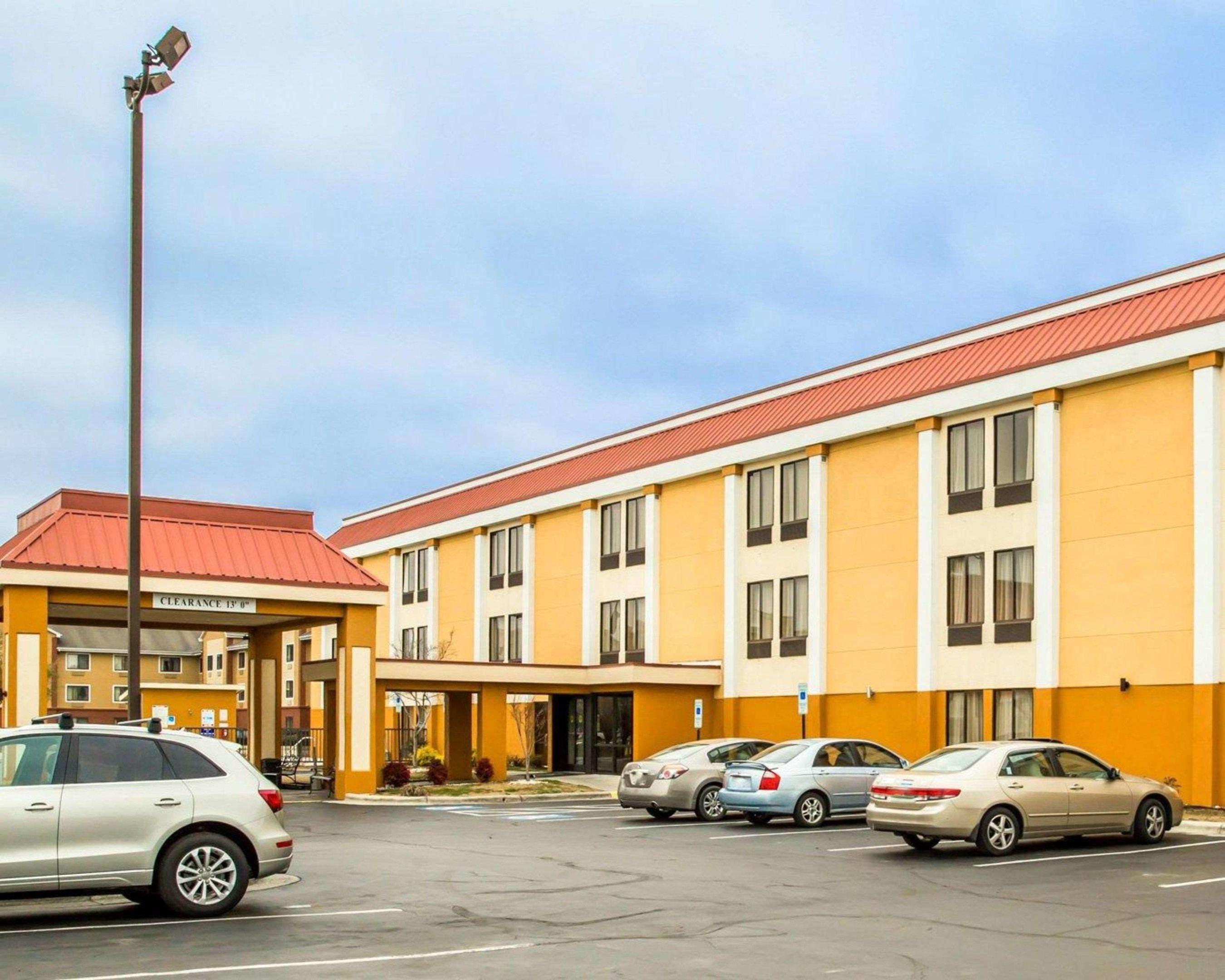 Quality Inn Jacksonville near Camp Lejeune — photo 4