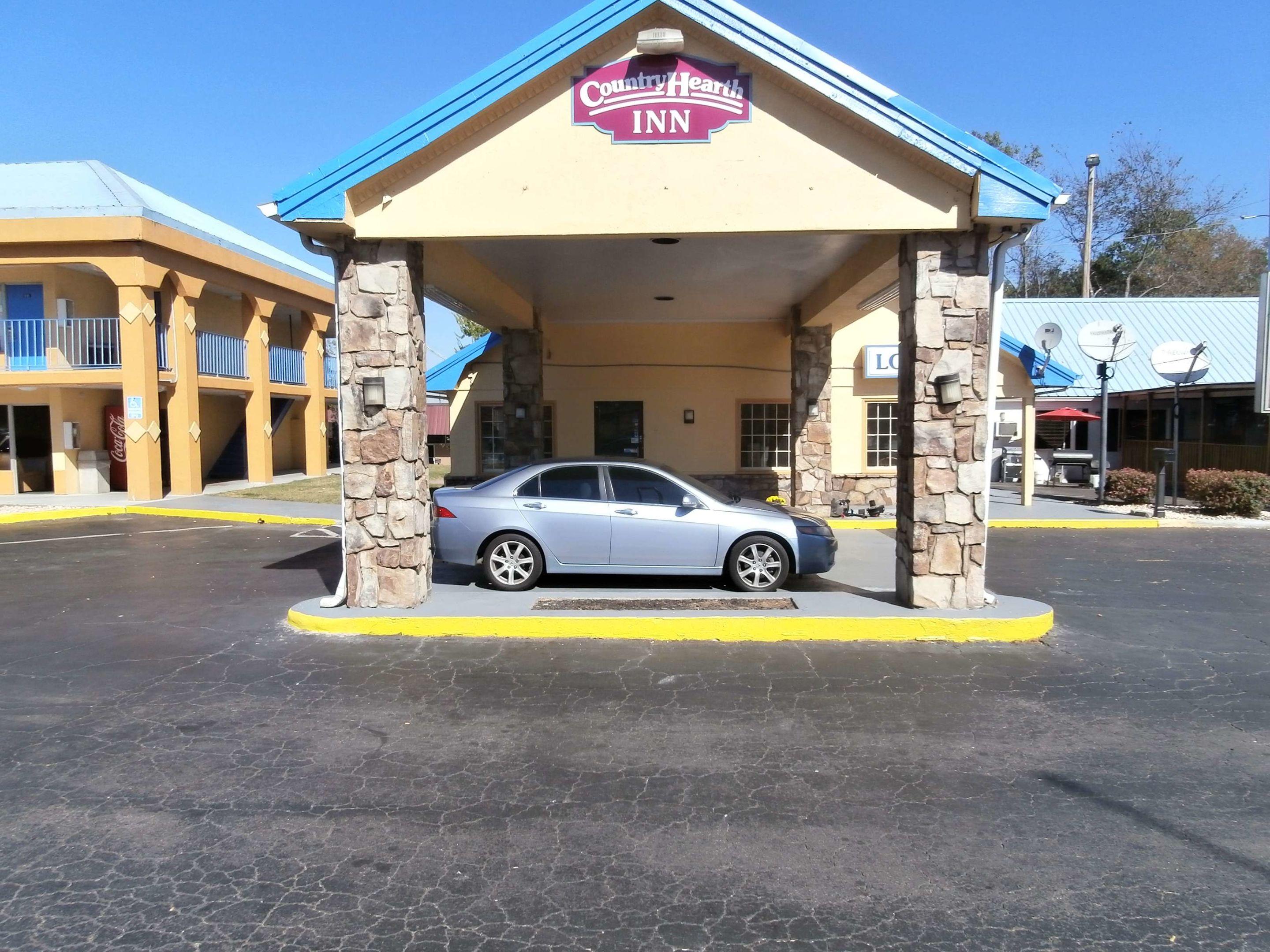 Country Hearth Inn & Suites Cartersville — photo 4