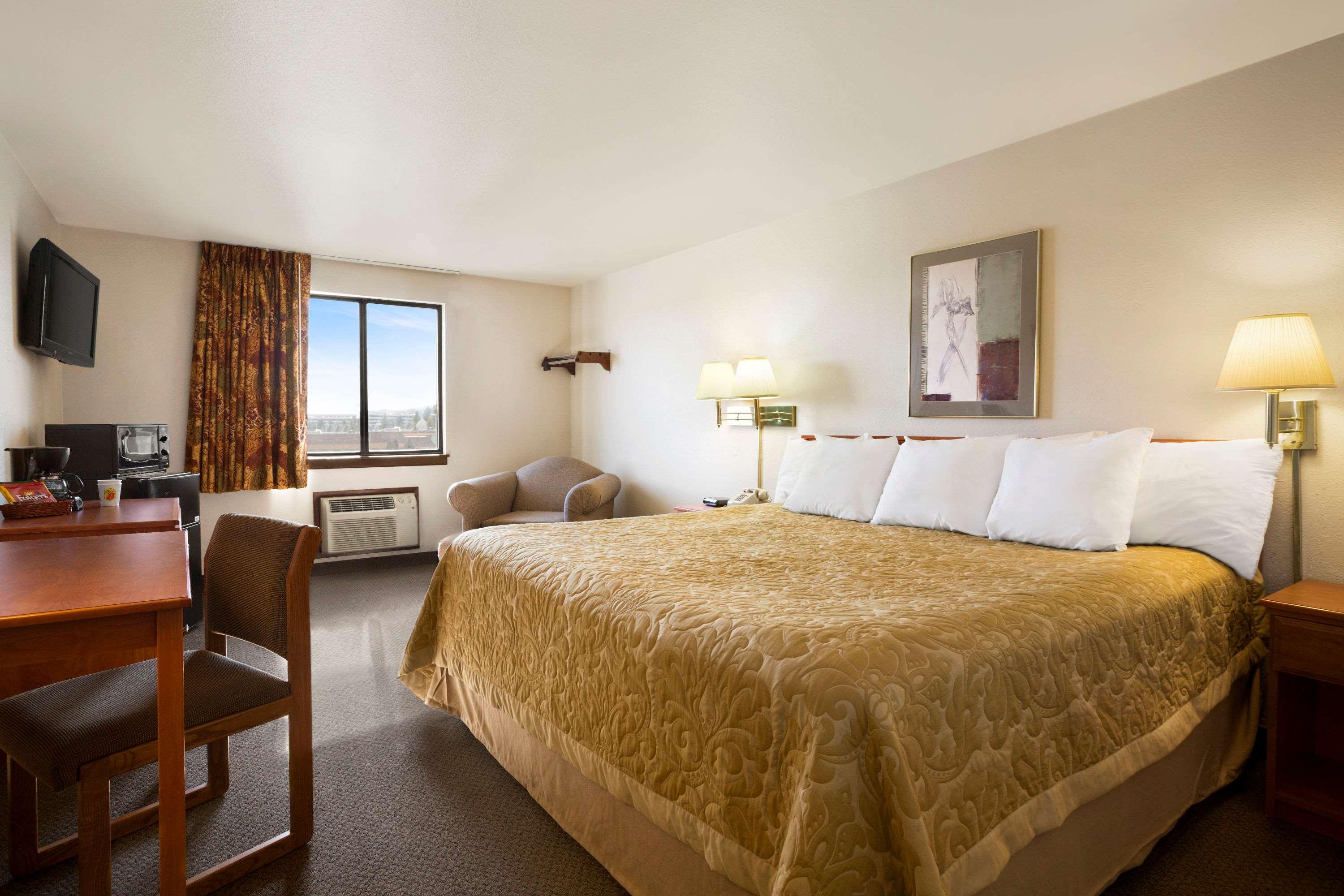 Super 8 by Wyndham Coeur d'Alene — photo 4