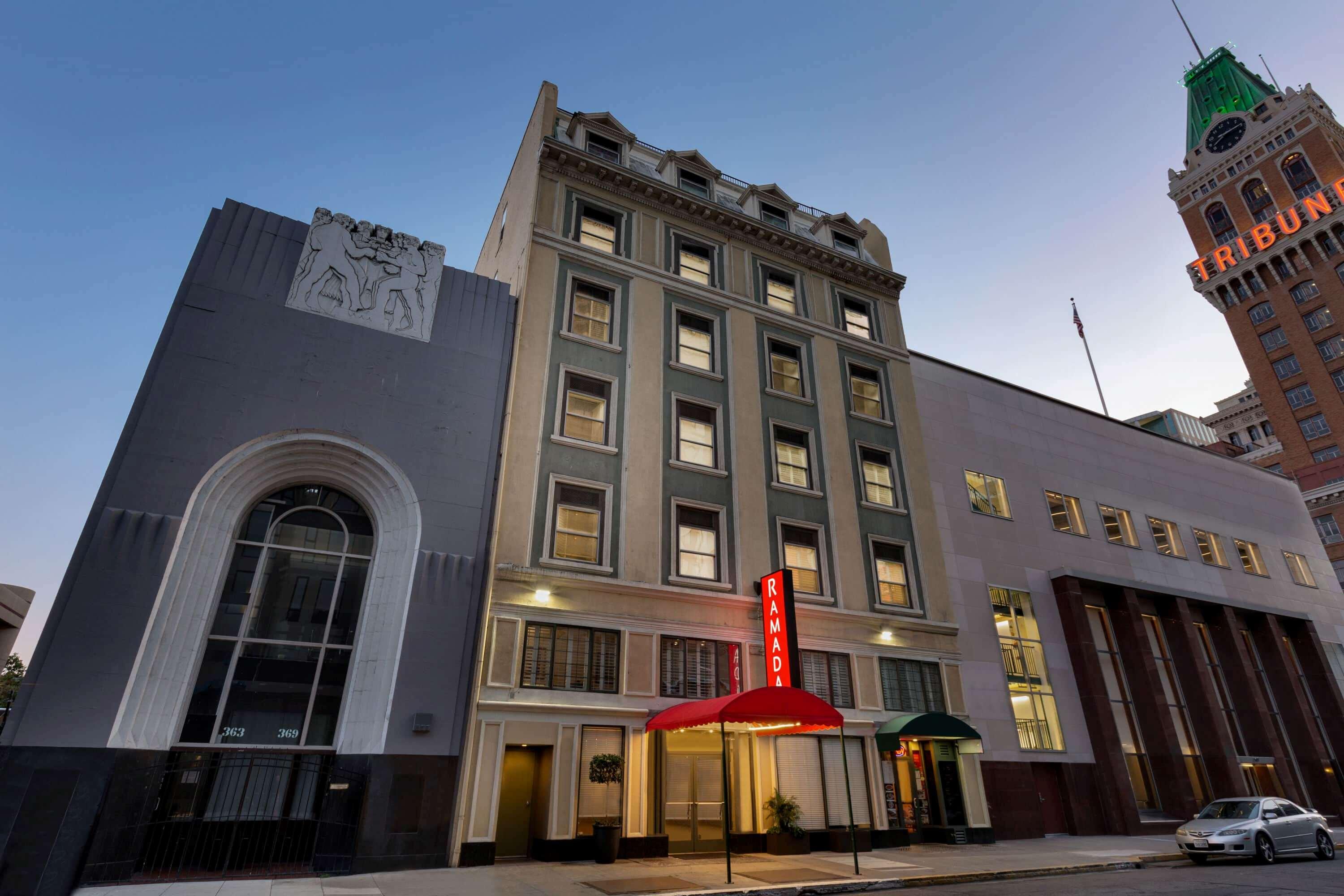 Ramada by Wyndham Oakland Downtown City Center — photo 3