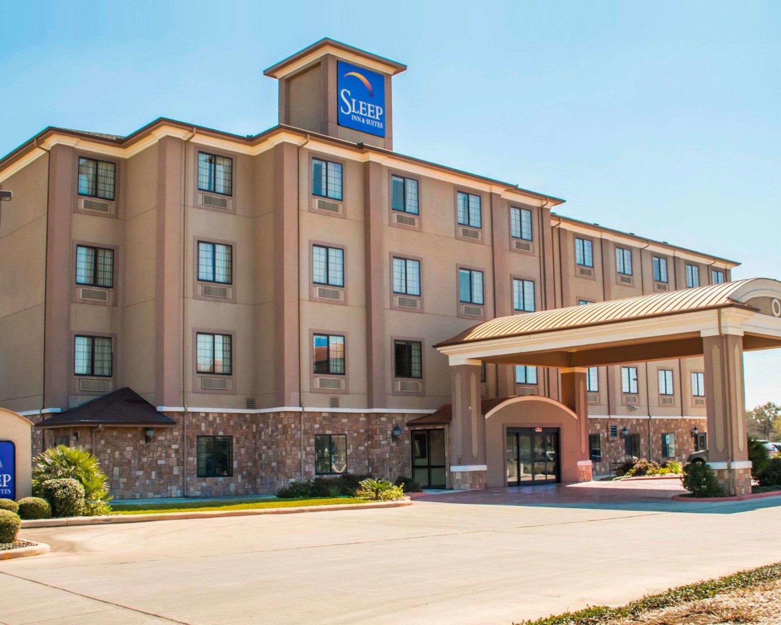 Sleep Inn & Suites at Six Flags — photo 4