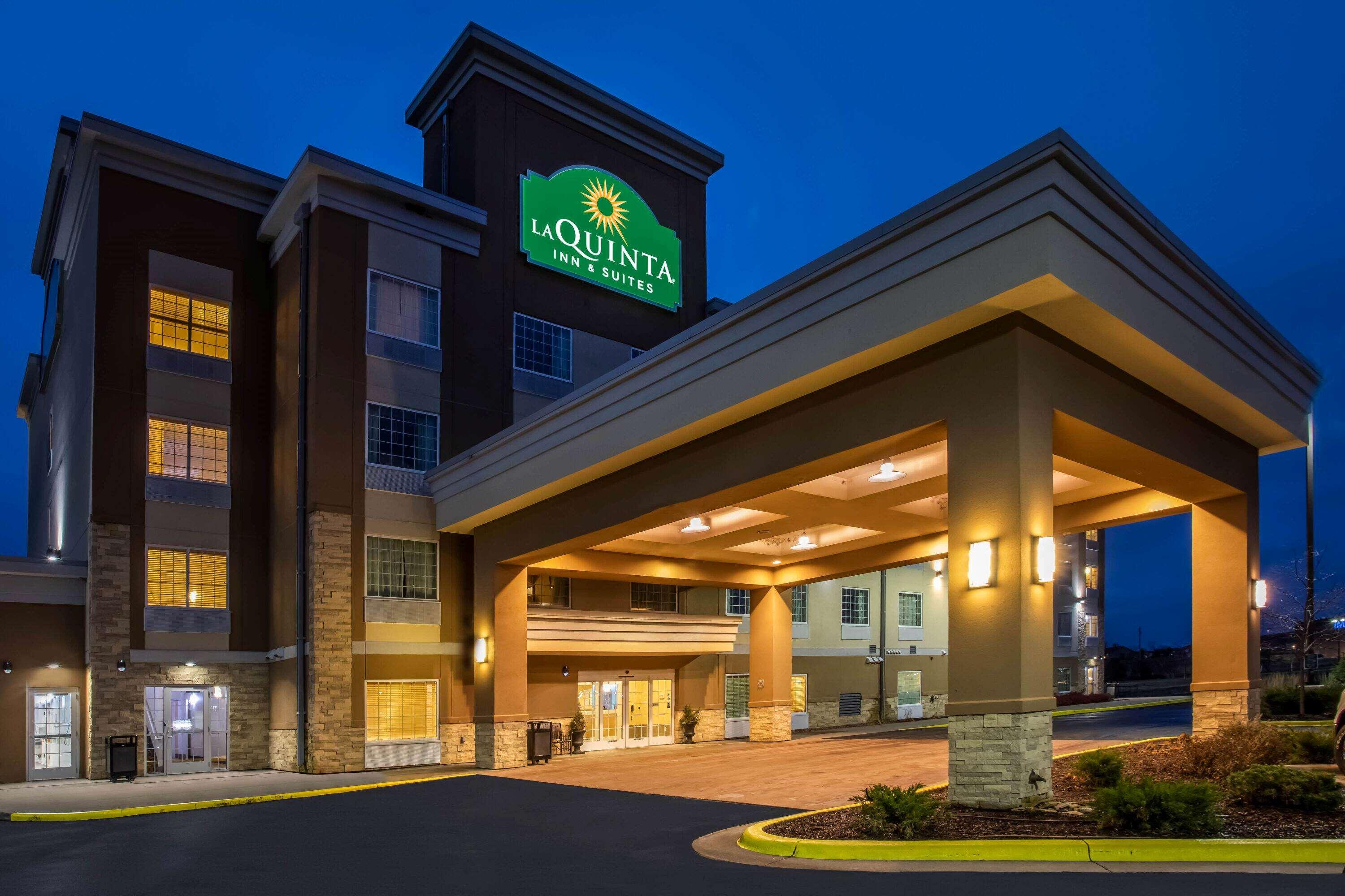 La Quinta Inn & Suites Rochester — photo 3