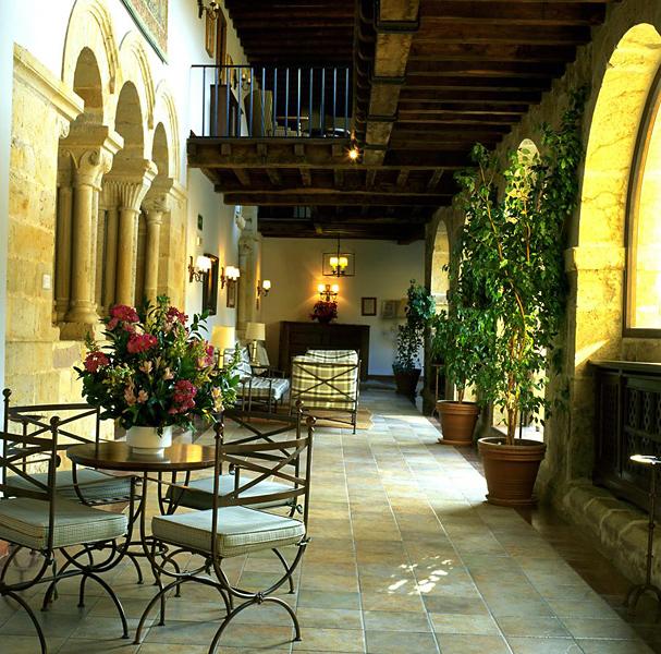 Parador de Cangas de Onís — photo 4